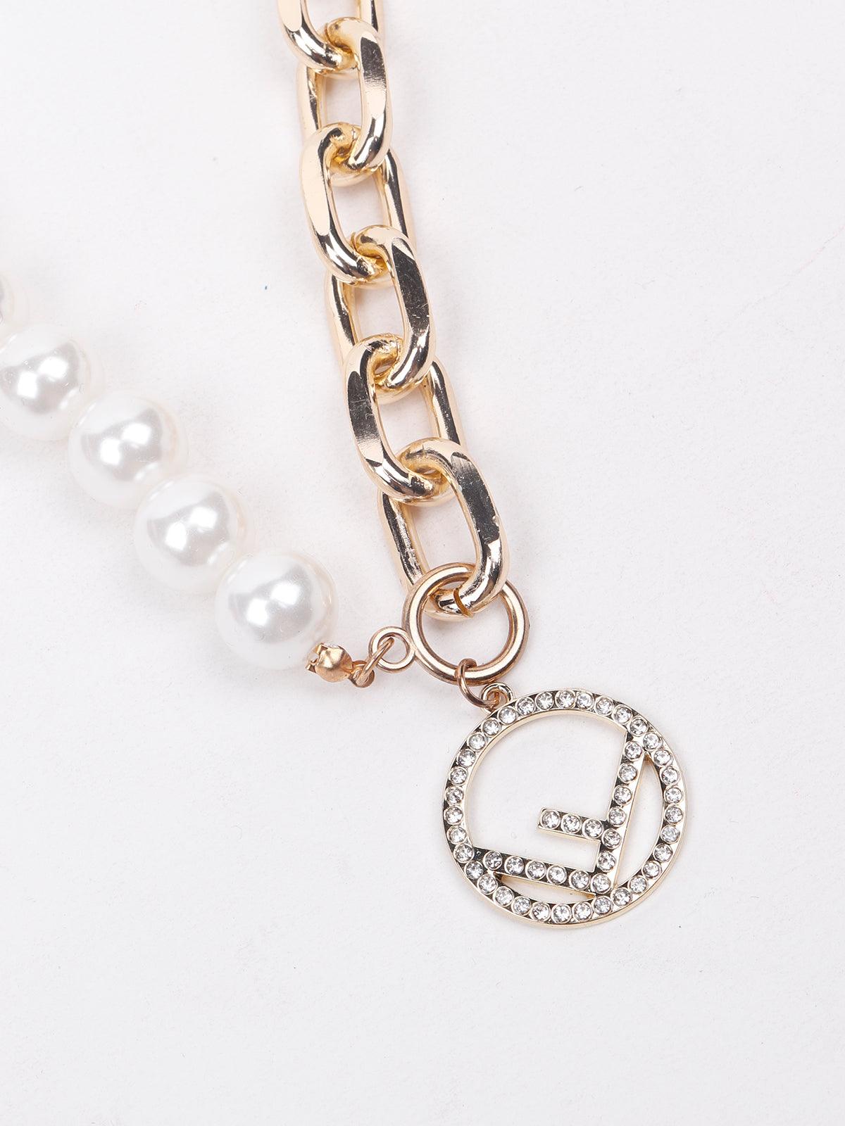 Women's Faux Pearl And Interlinked Pendant Necklac