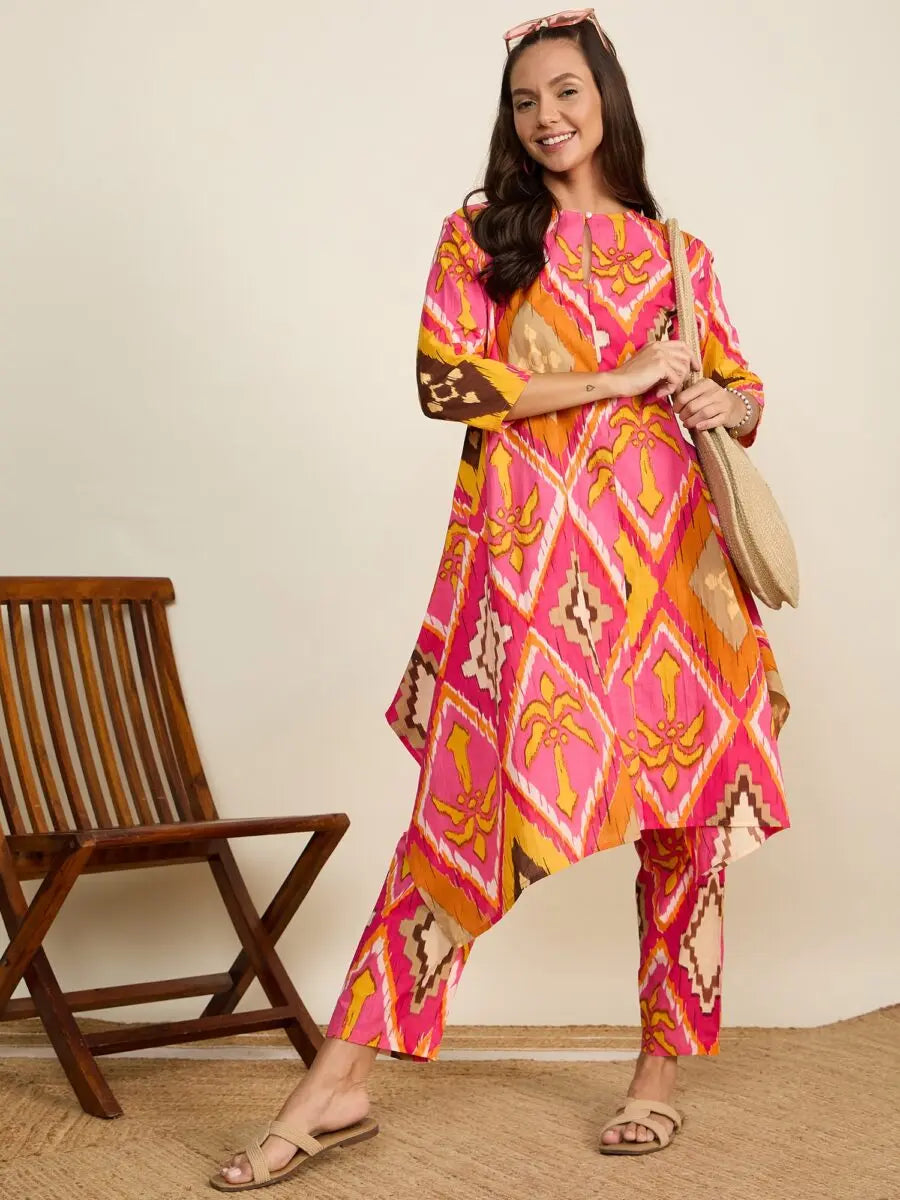 winered-woman-pink-geometric-print-aysmmetric-co-ord-set