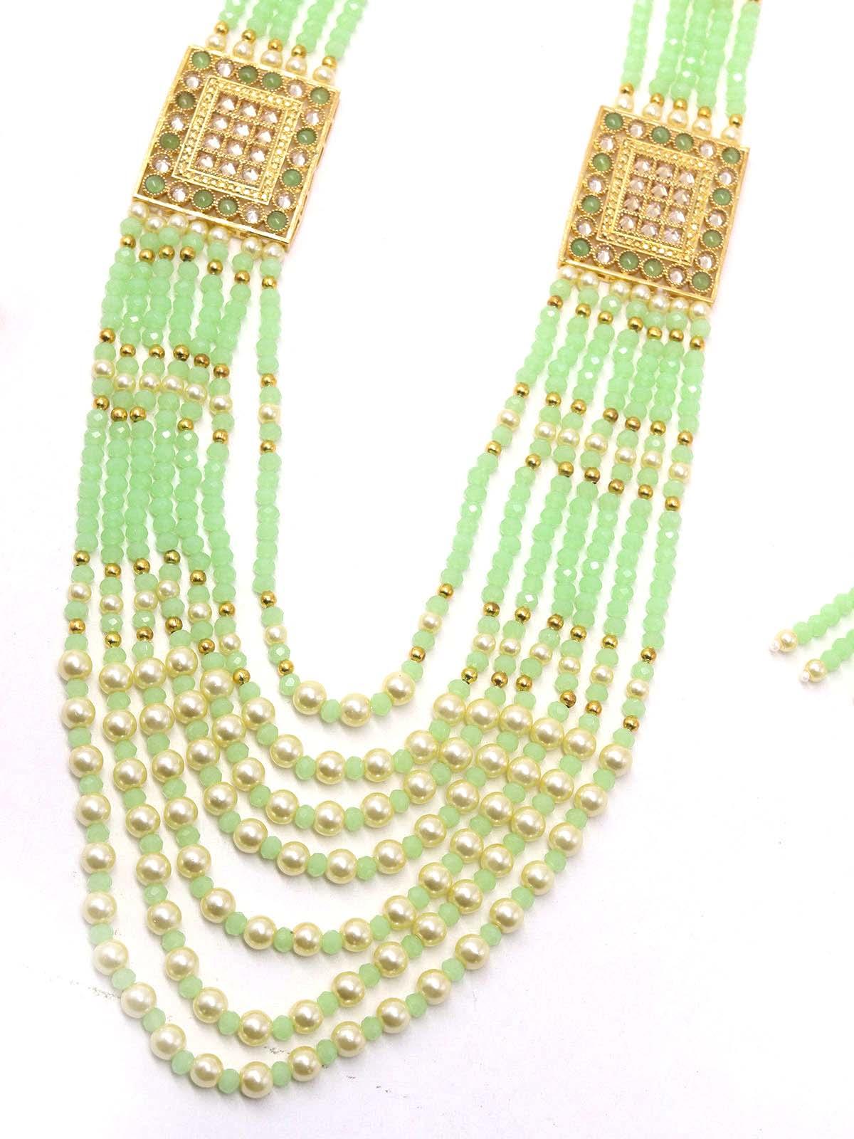 Women's Flaunting Green Beads And Pearl Necklac