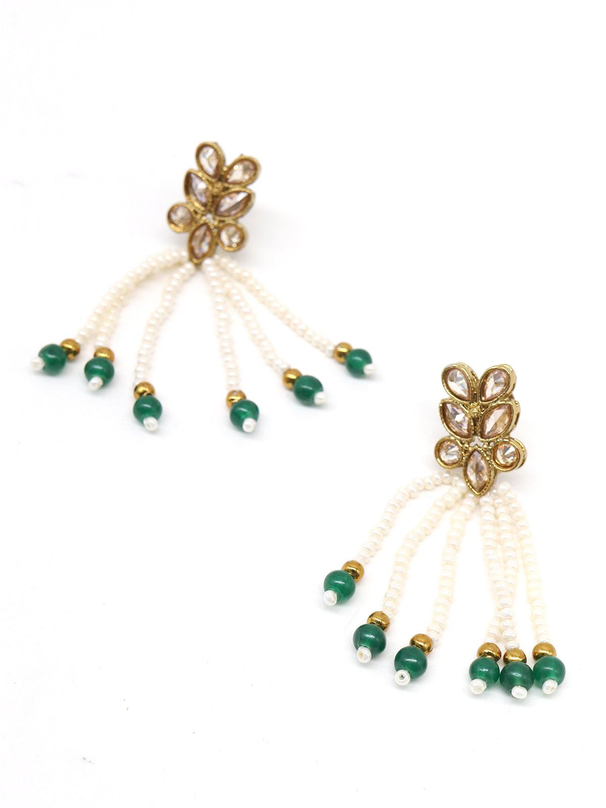 Women's Floral Kundan Pearl Choker With Earring