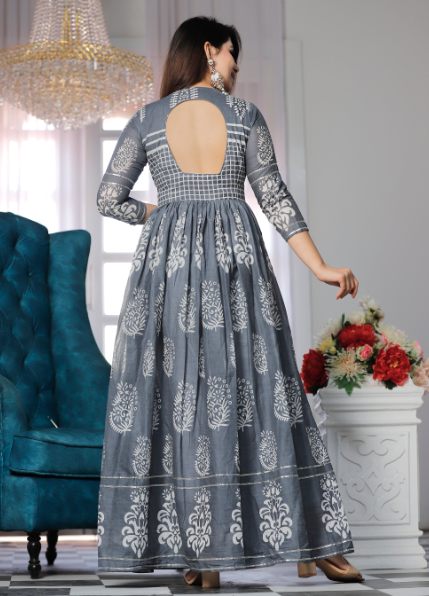 Women's Feel Fresh And Fabulous In Our Floral Printed Gown Set - Geeta Fashion