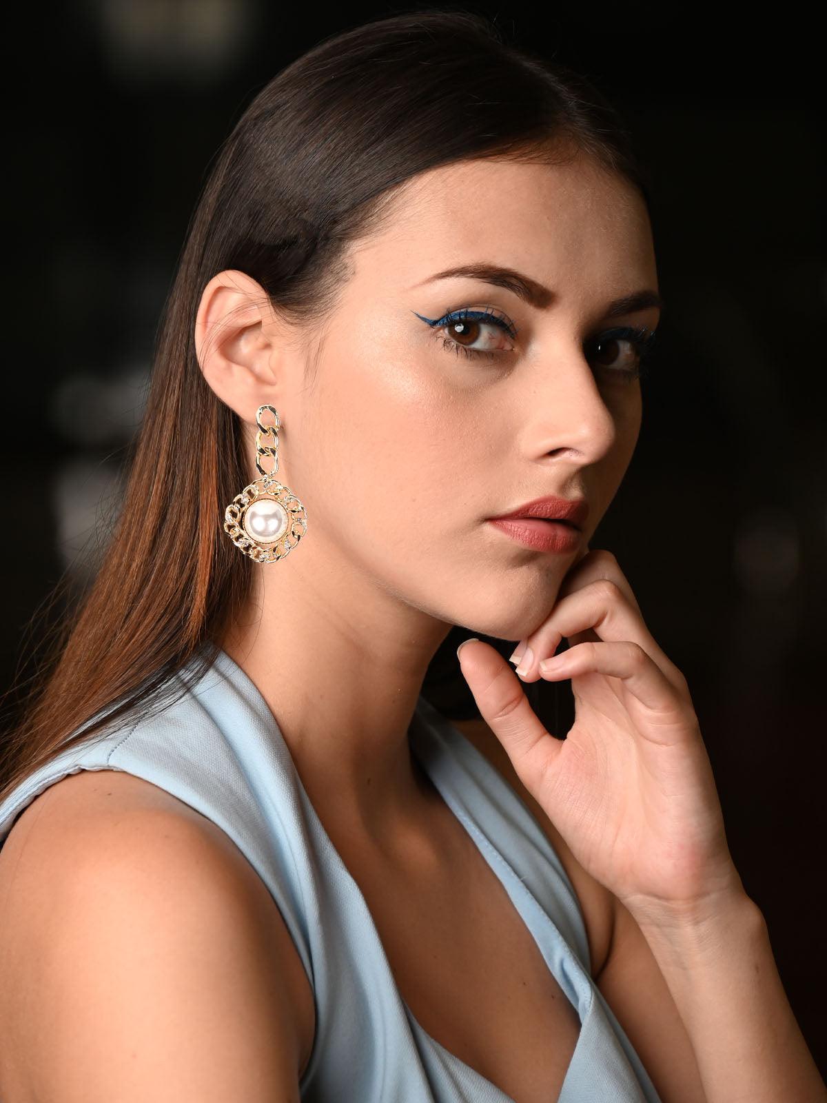 Women's Gold Chain Dropped Pearl Studded Earring