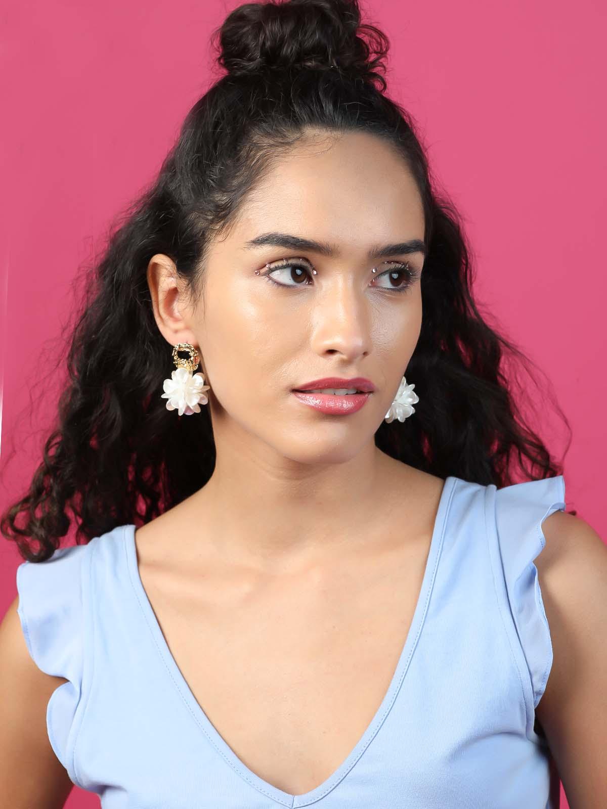 Women's Gold Textured Floral Earrings For Wome