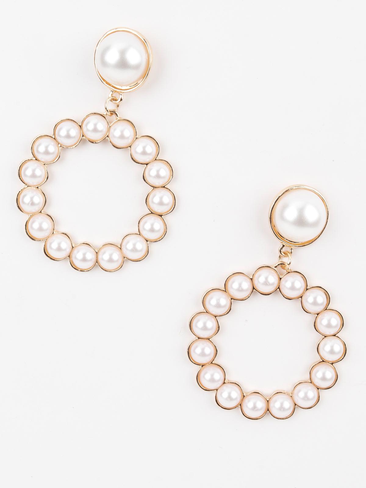 Women's Gold Tone White Pearl Cute Dangle Earring
