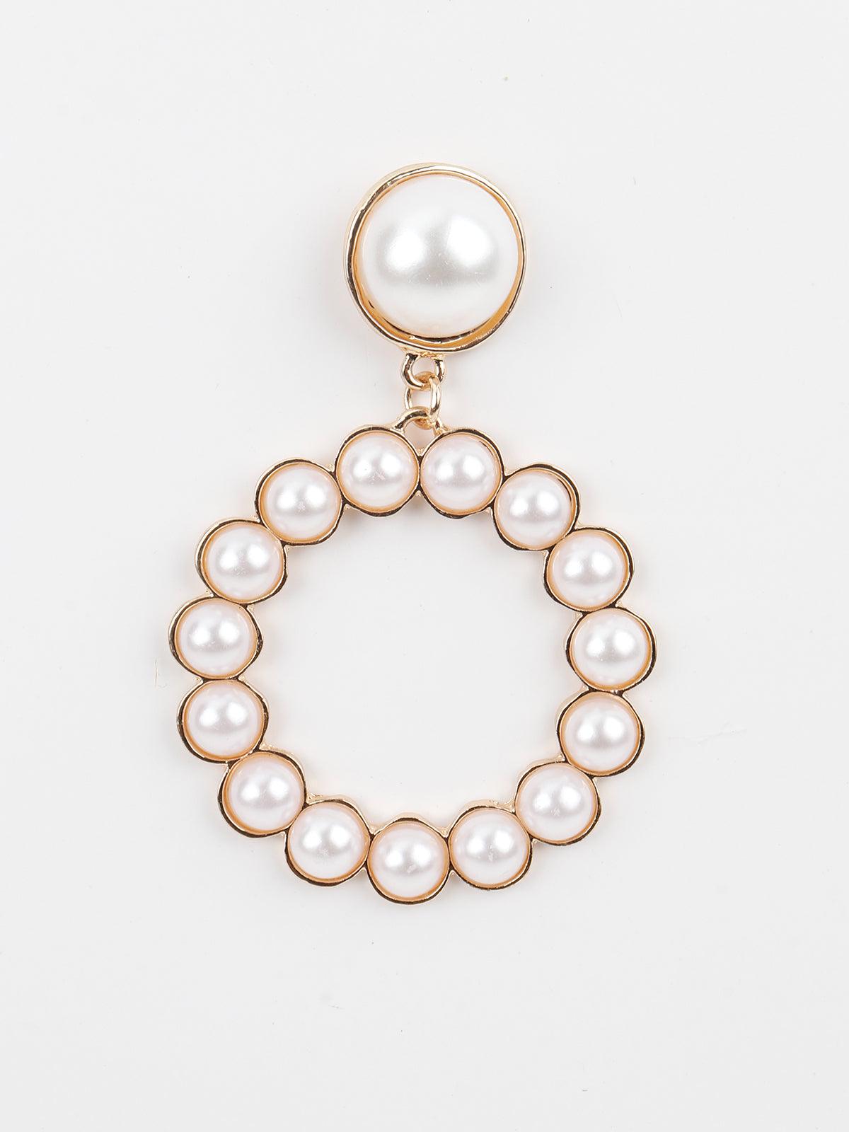 Women's Gold Tone White Pearl Cute Dangle Earring