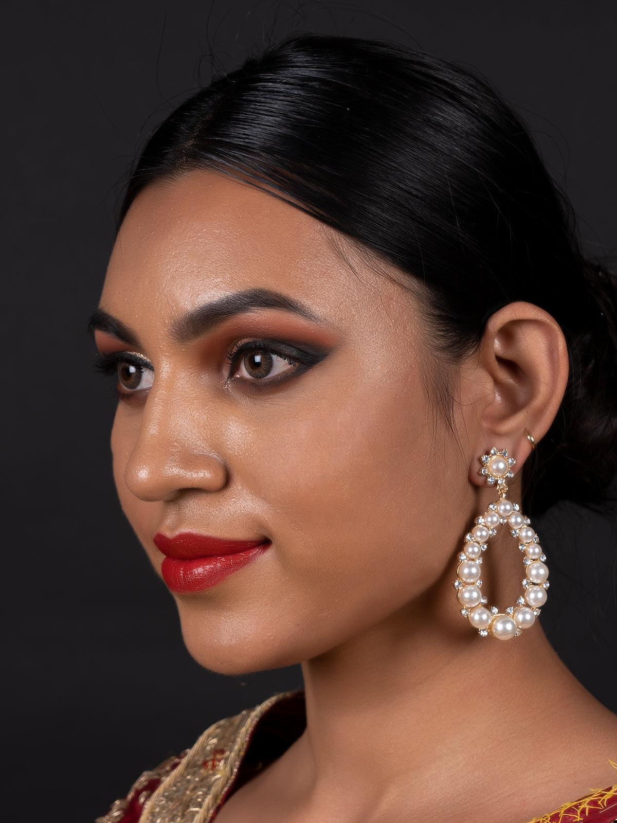 Women's Gold Tone White Pearl Glitter Dangle Earring