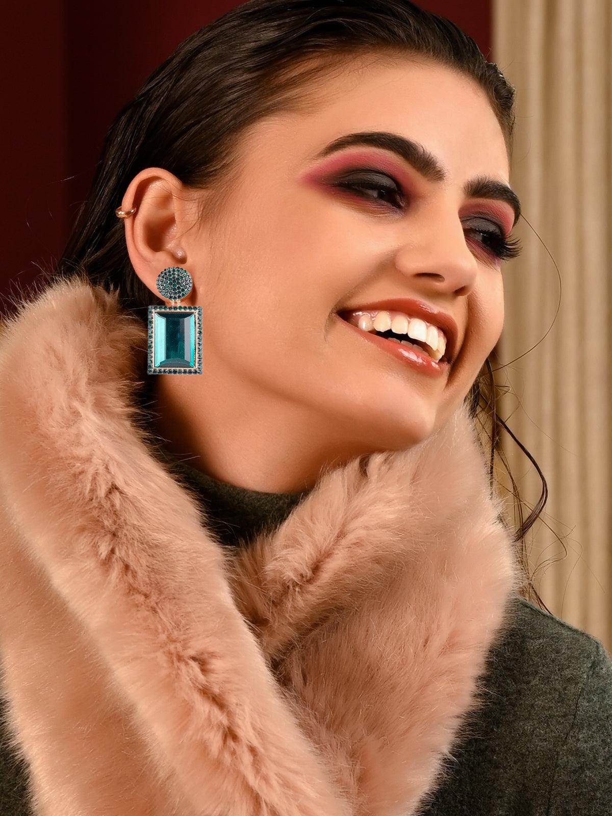 Women's Gorgeous Deep Green Statement Earring