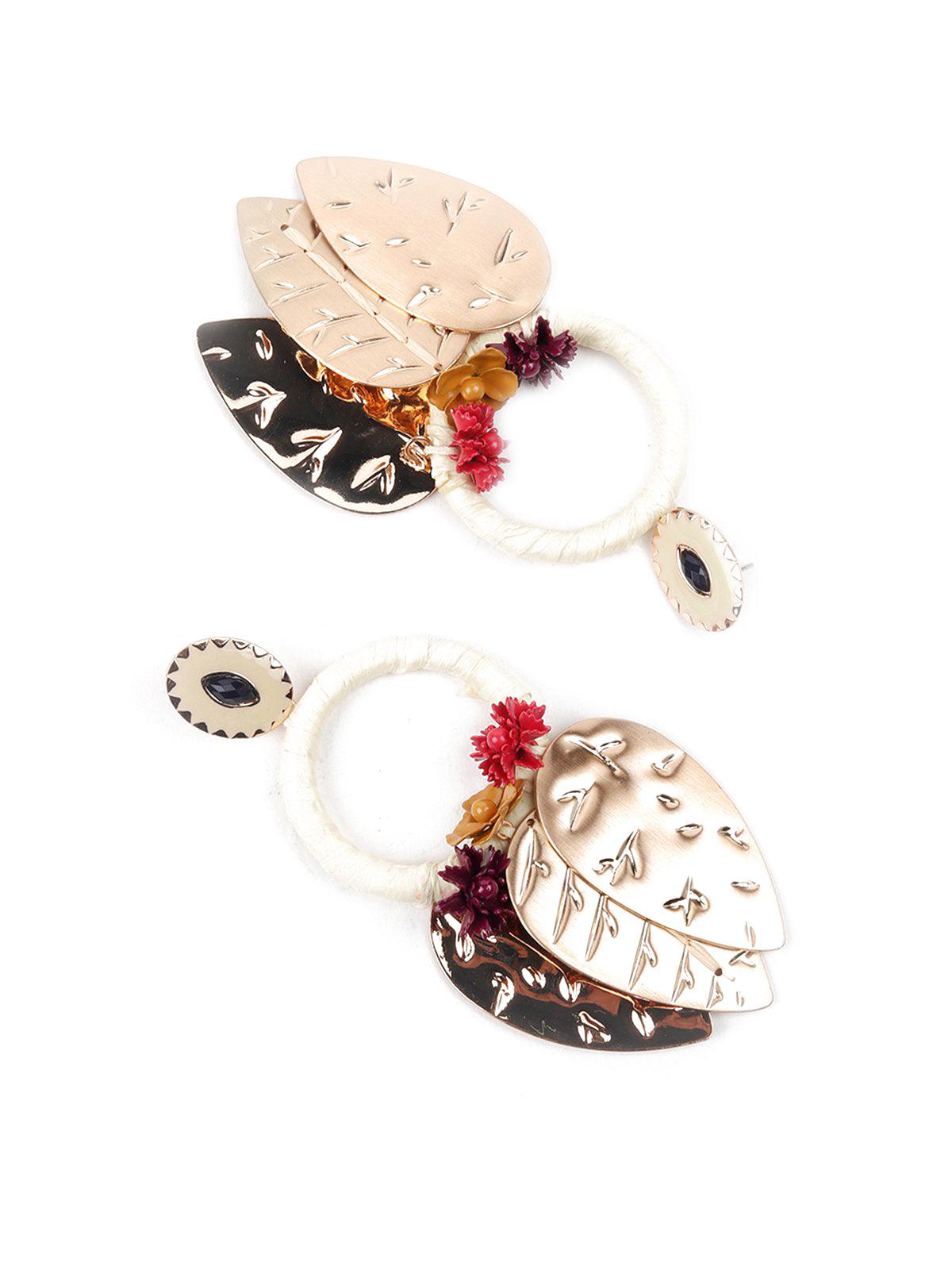 Women's Gorgeous Gold Pleated Leaf Design Earring
