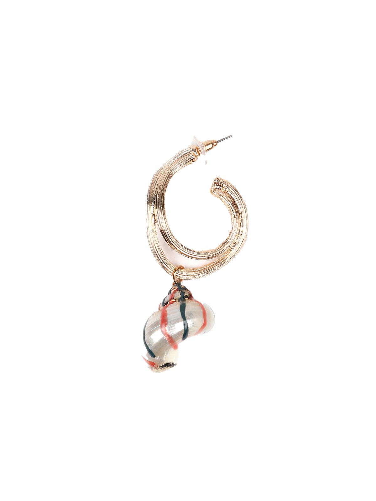 Women's Gorgeous Gold Textured Earring