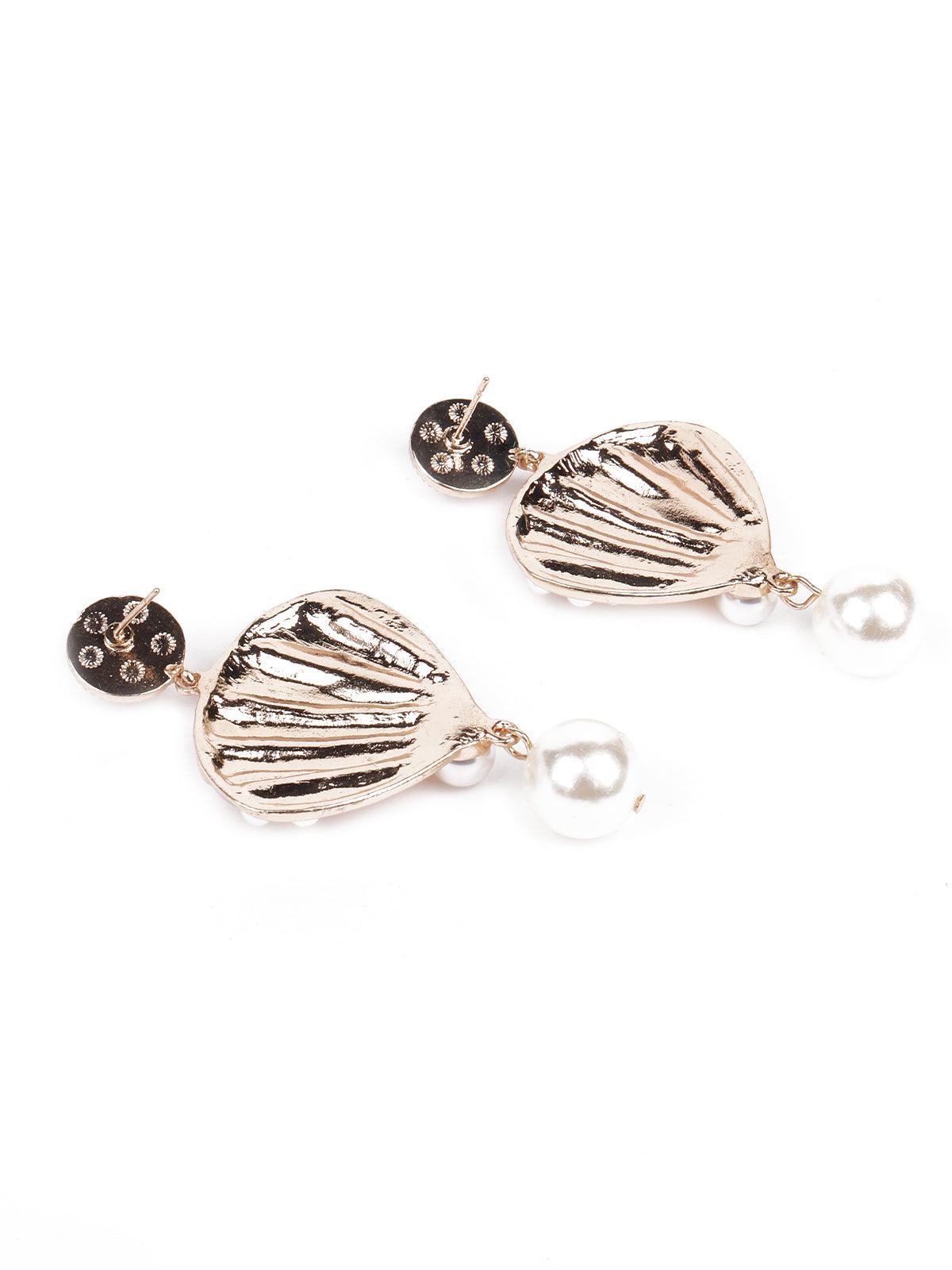 Women's Gorgeous Gold-Tone Textured Earring