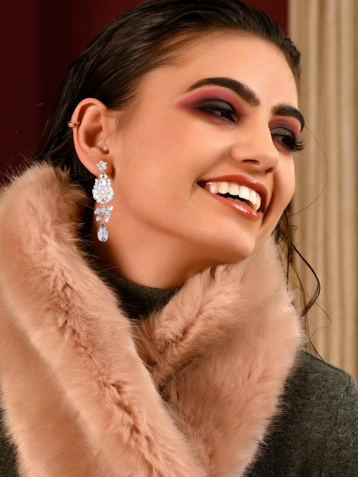 Women's Gorgeous White Floral Drop Earring