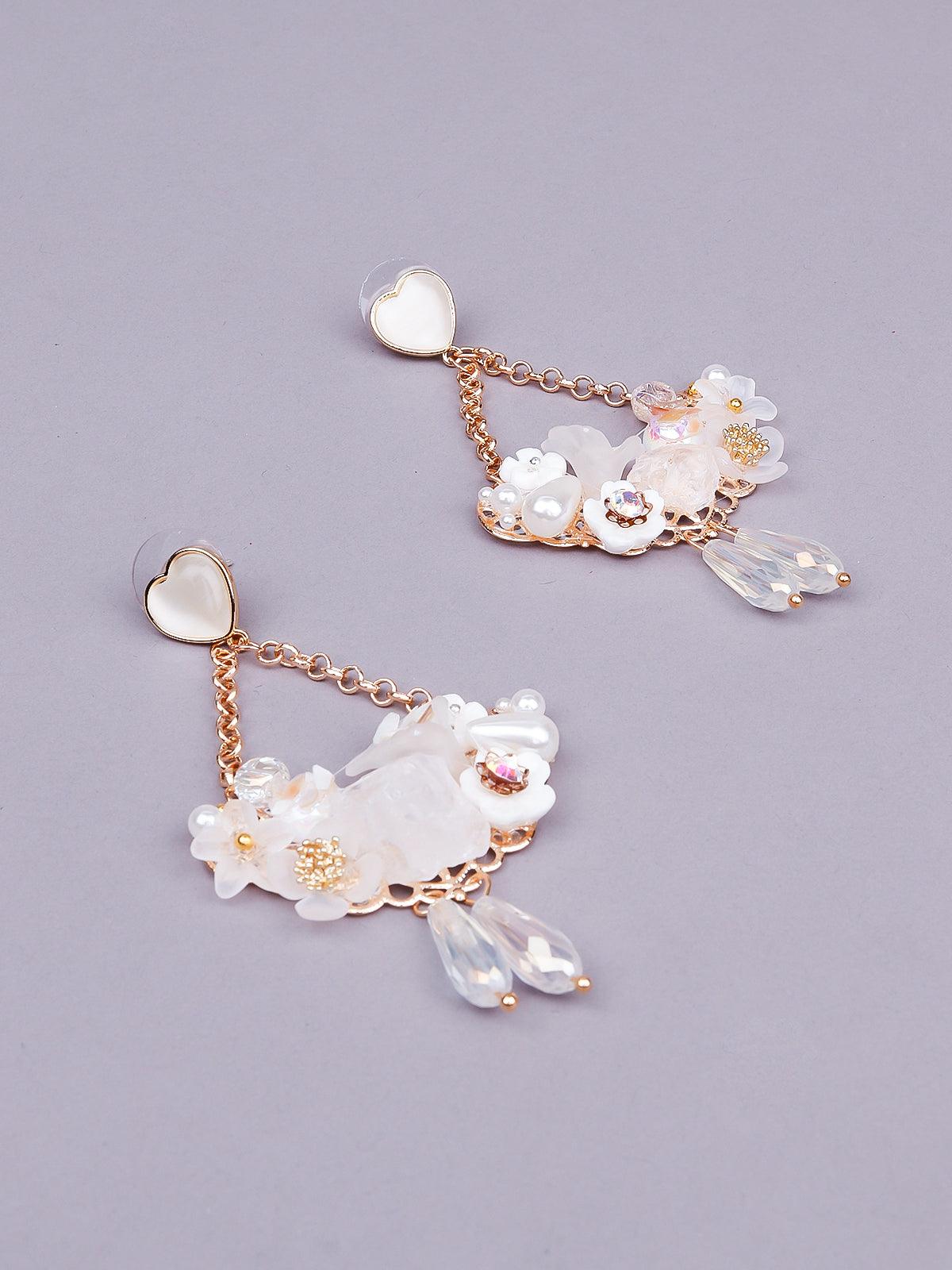 Women's Gorgeous White Floral Drop Earring