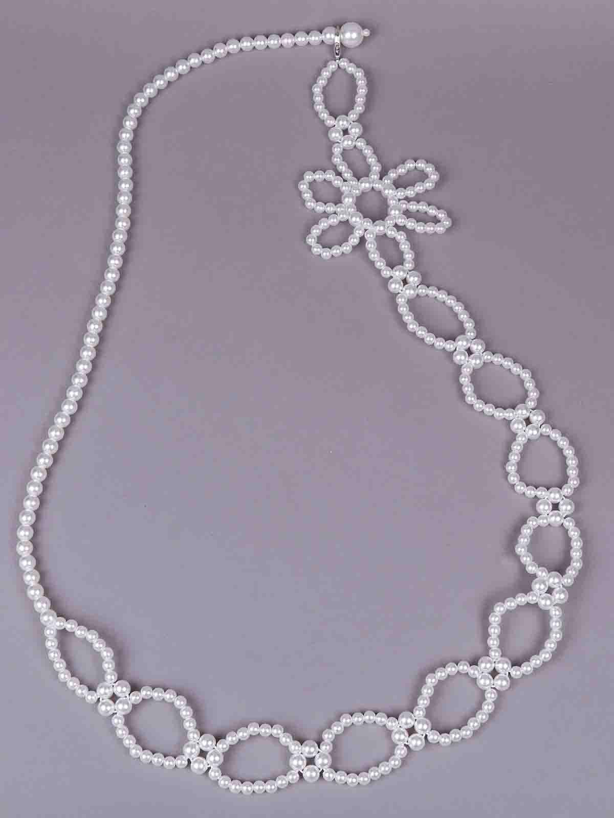 Women's Gorgeous White Structured Bow-Shaped Necklac