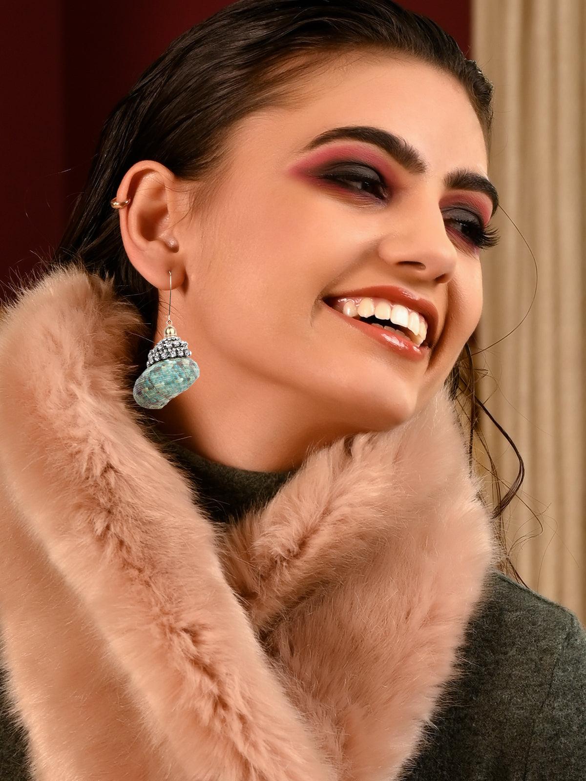 Women's Green Textured Studded Earring