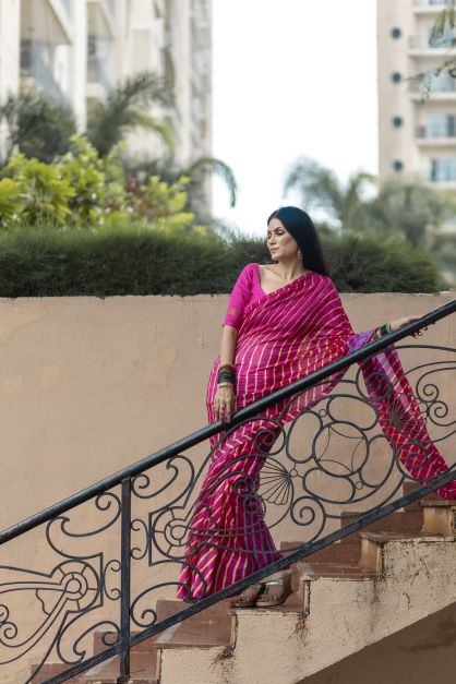 Women's Fuchsia Multi Leheriya Silk Saree - Nangalia Ruchira