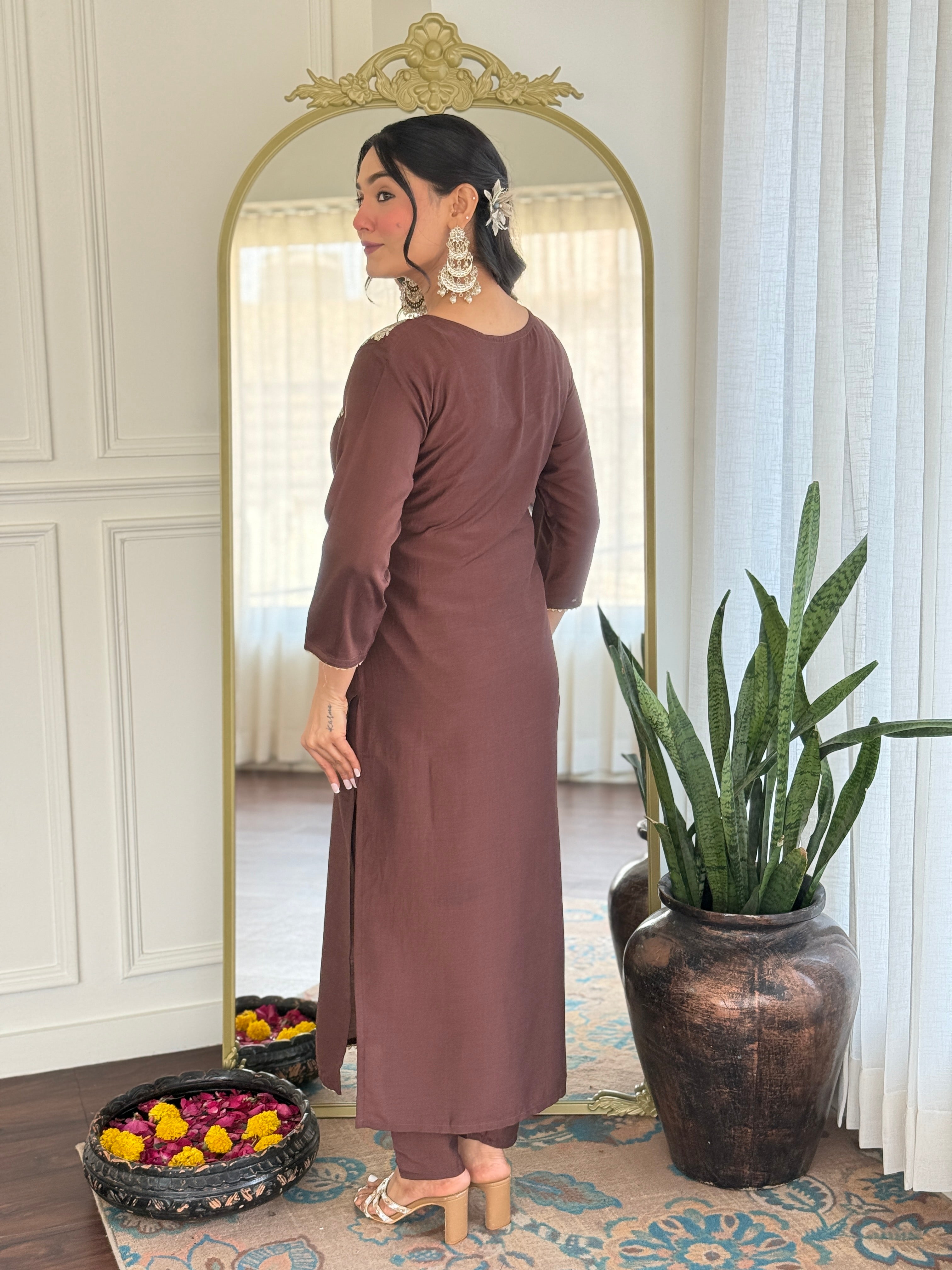 Color_Brown