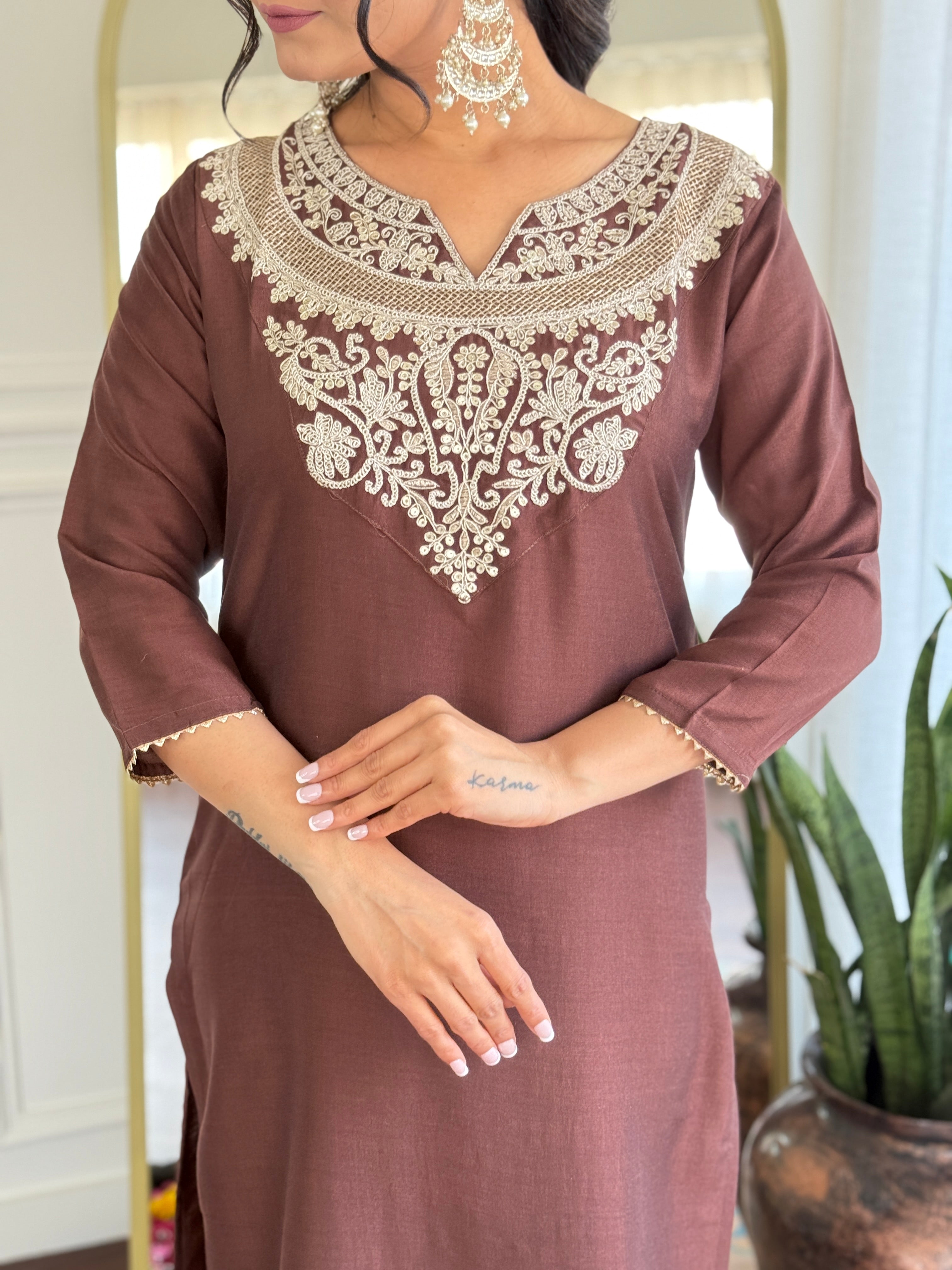 Color_Brown