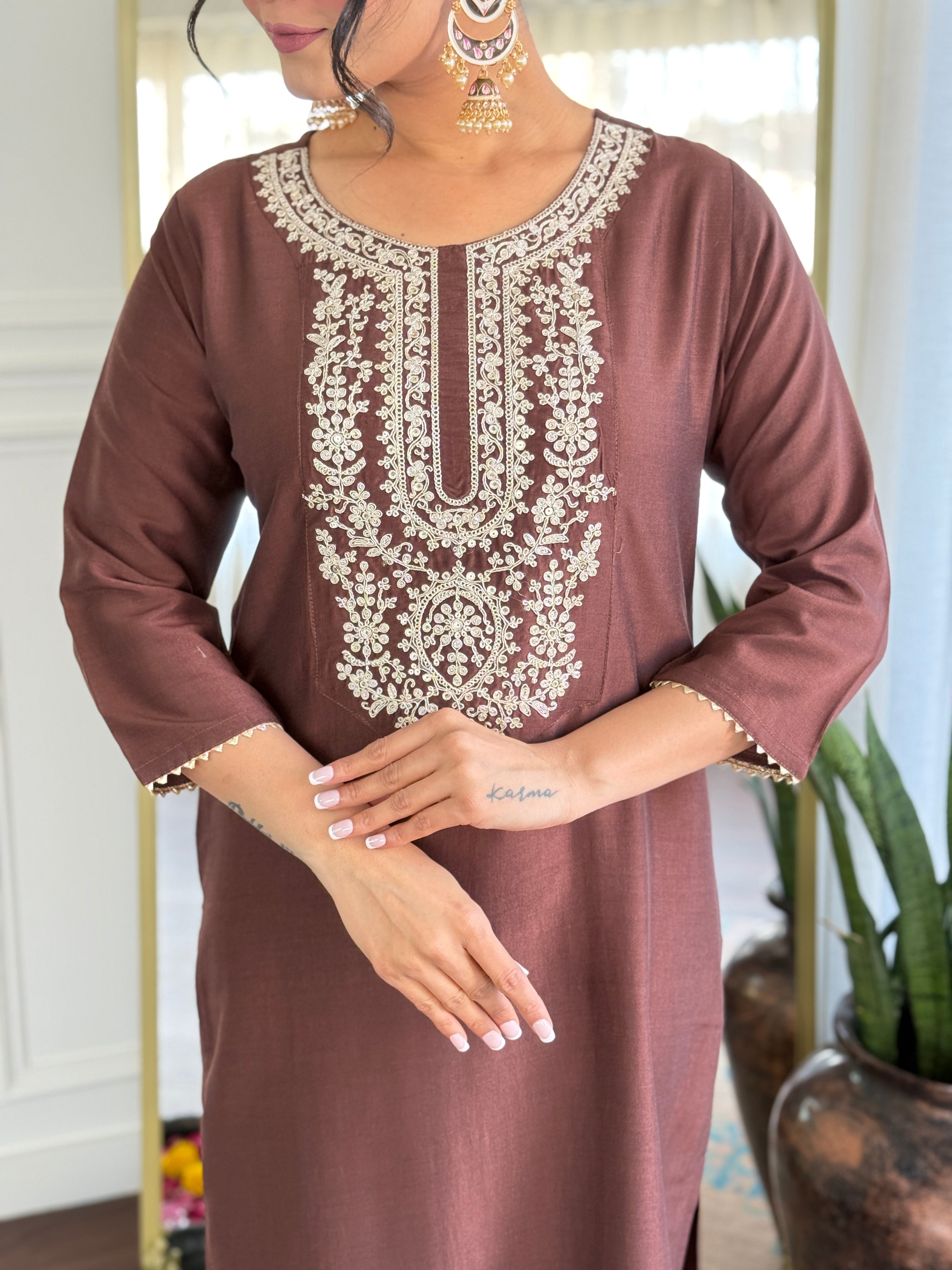 Color_Brown