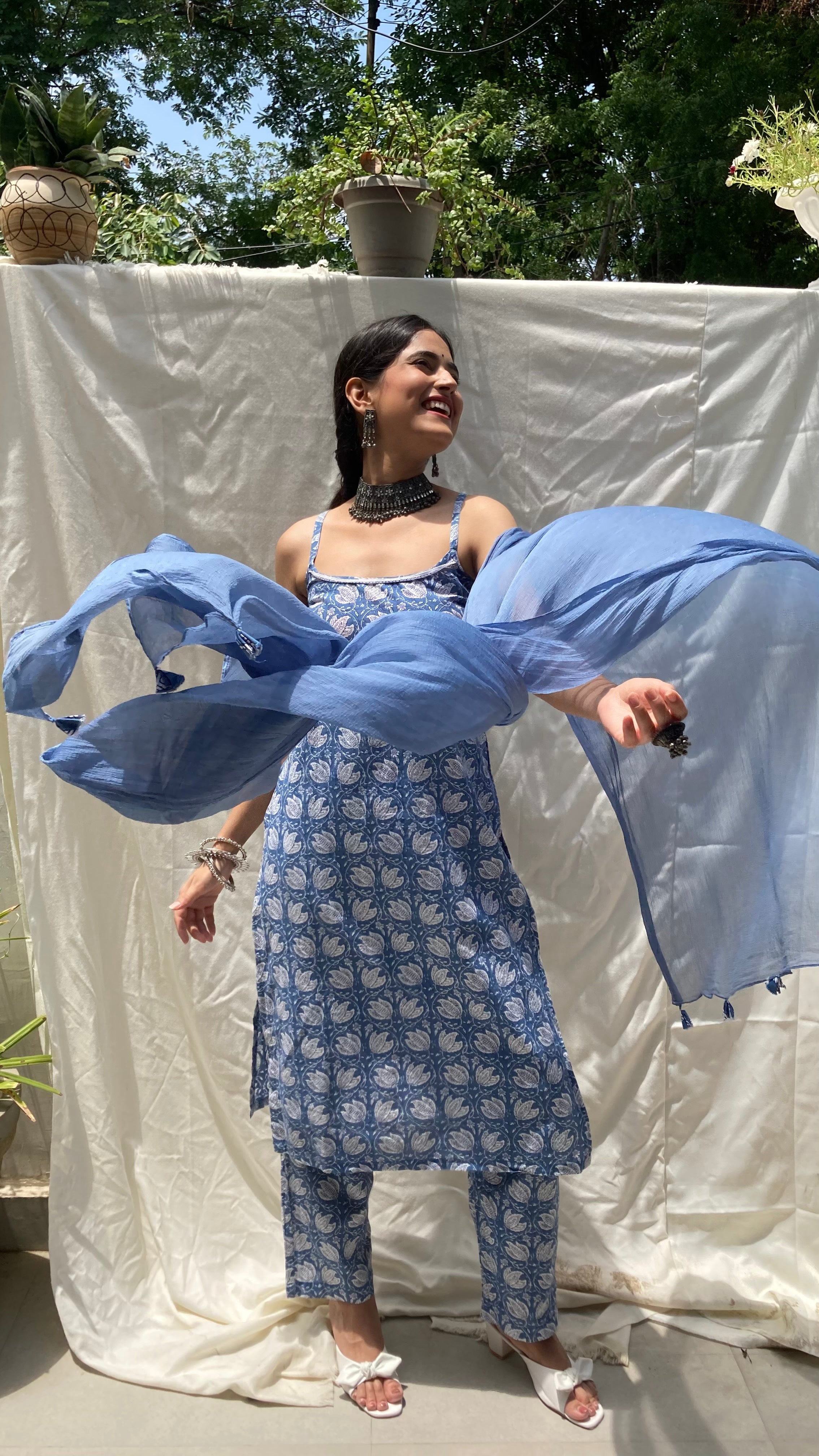 Women's Blue Floral Strap Cotton Kurta (Set Of 3) - Nangalia Ruchira