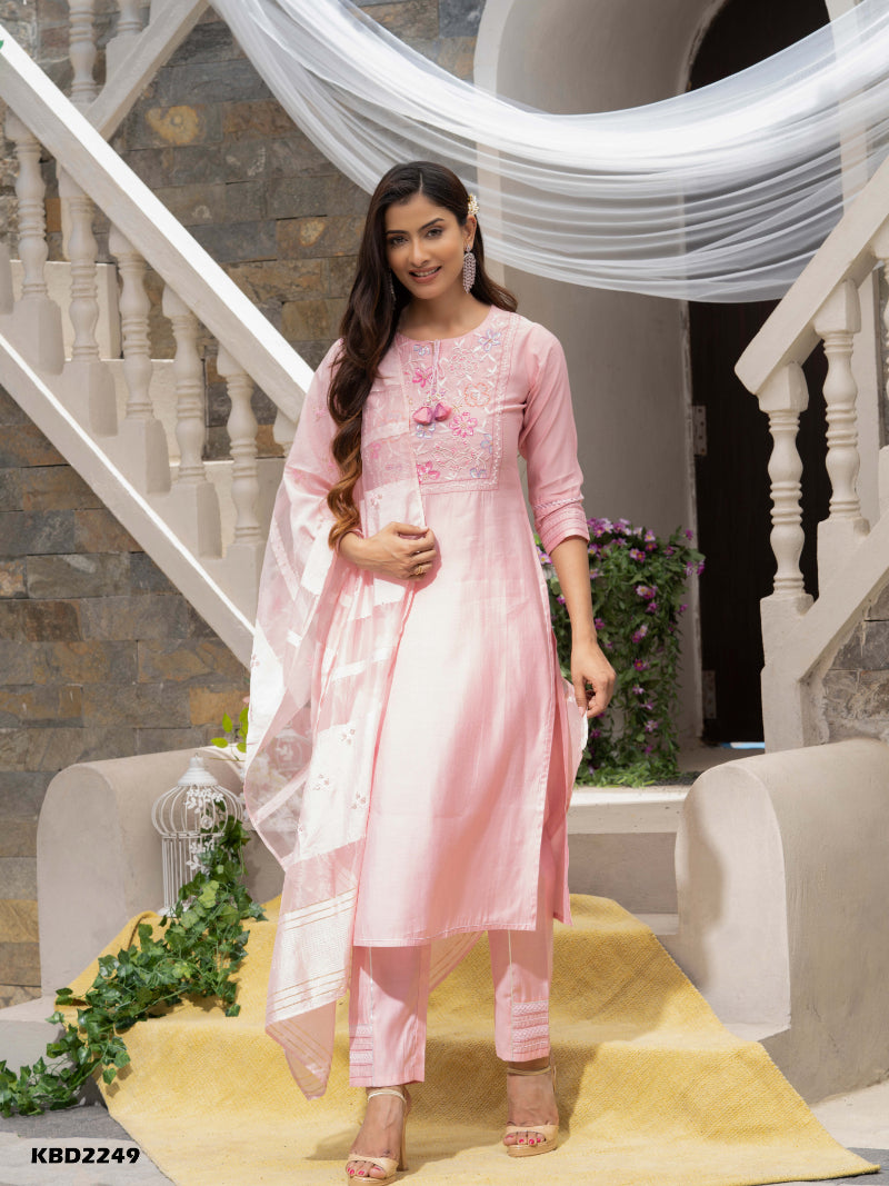 Women's Pink Roman Silk Plain Kurta With Pant & Dupatta - Navyaa