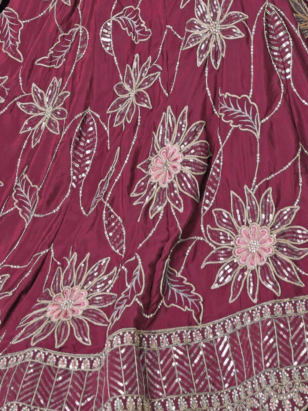 Color_Maroon