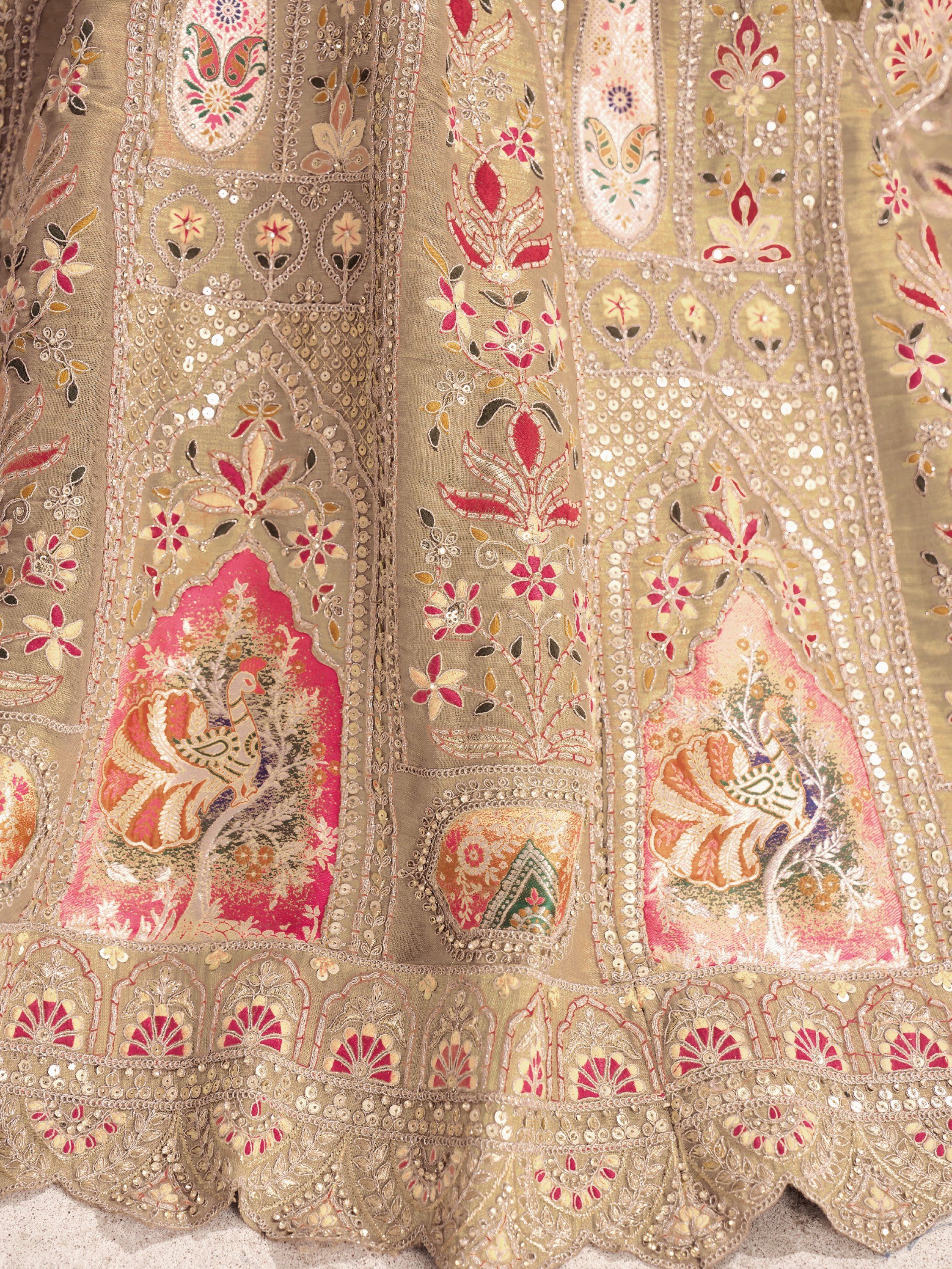 Color_Beige
