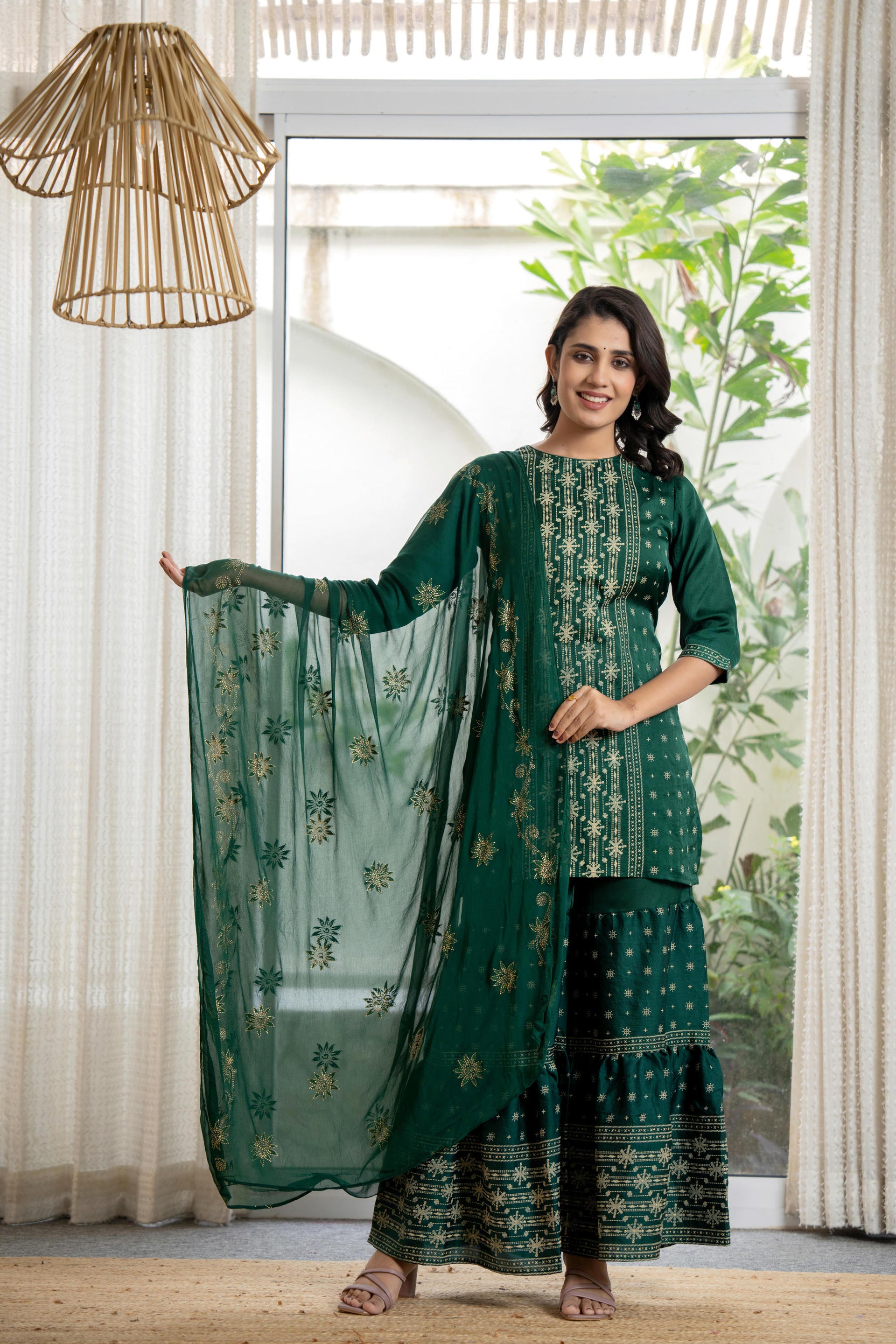 sharara dress design Yellow Sharara Design Yellow Embroidered Sharara Suit: Mehndi Henna Bridal Dress Indian Wedding Dresses Party Wear