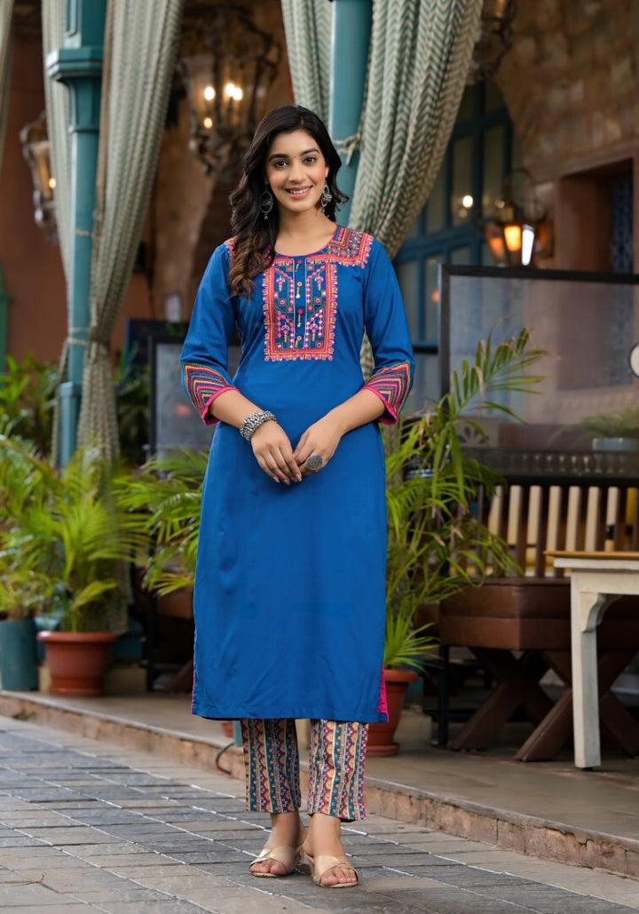 Women's Blue Viscose Rayon Embroidered Kurta Set