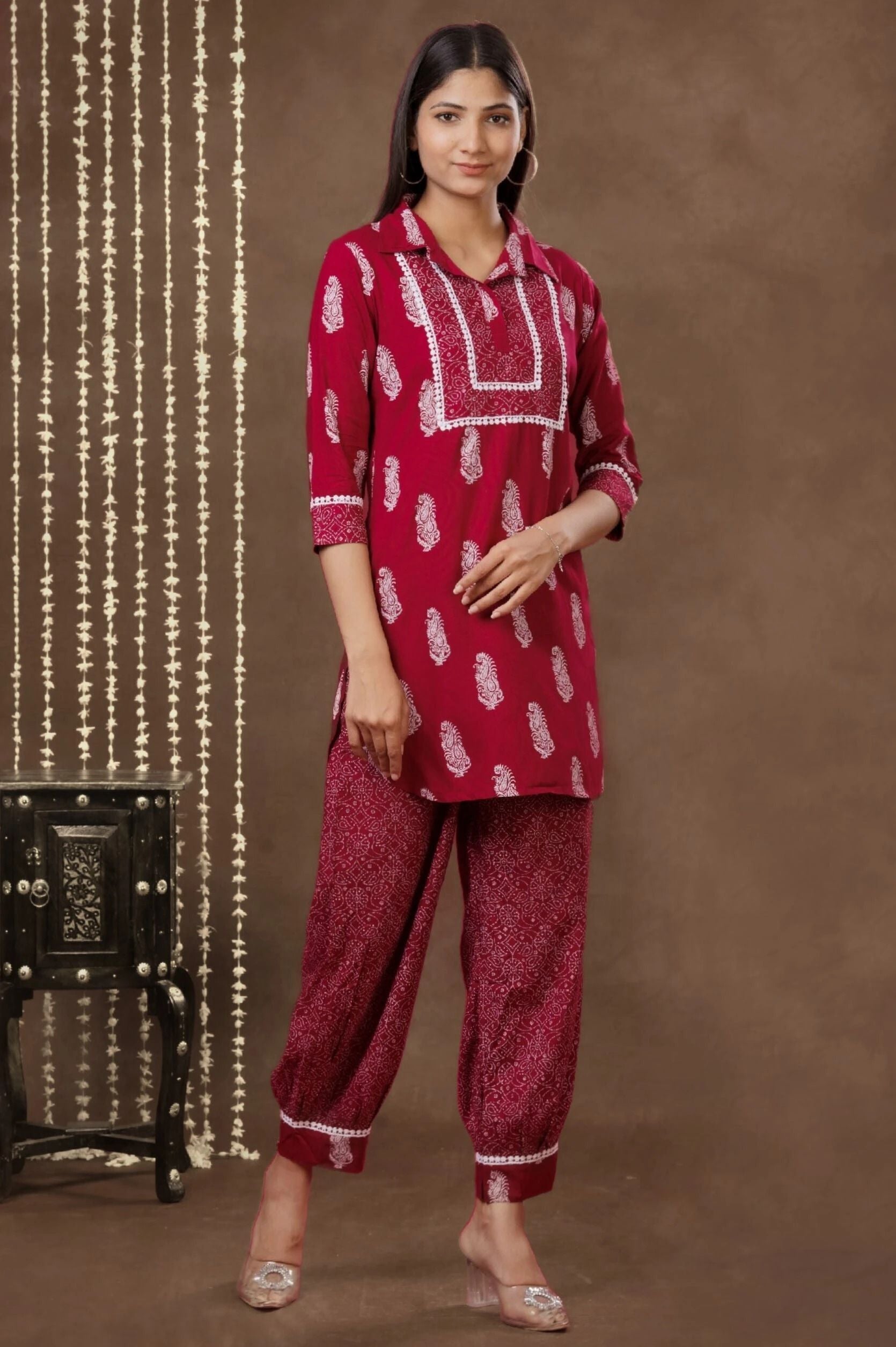 Color_Maroon