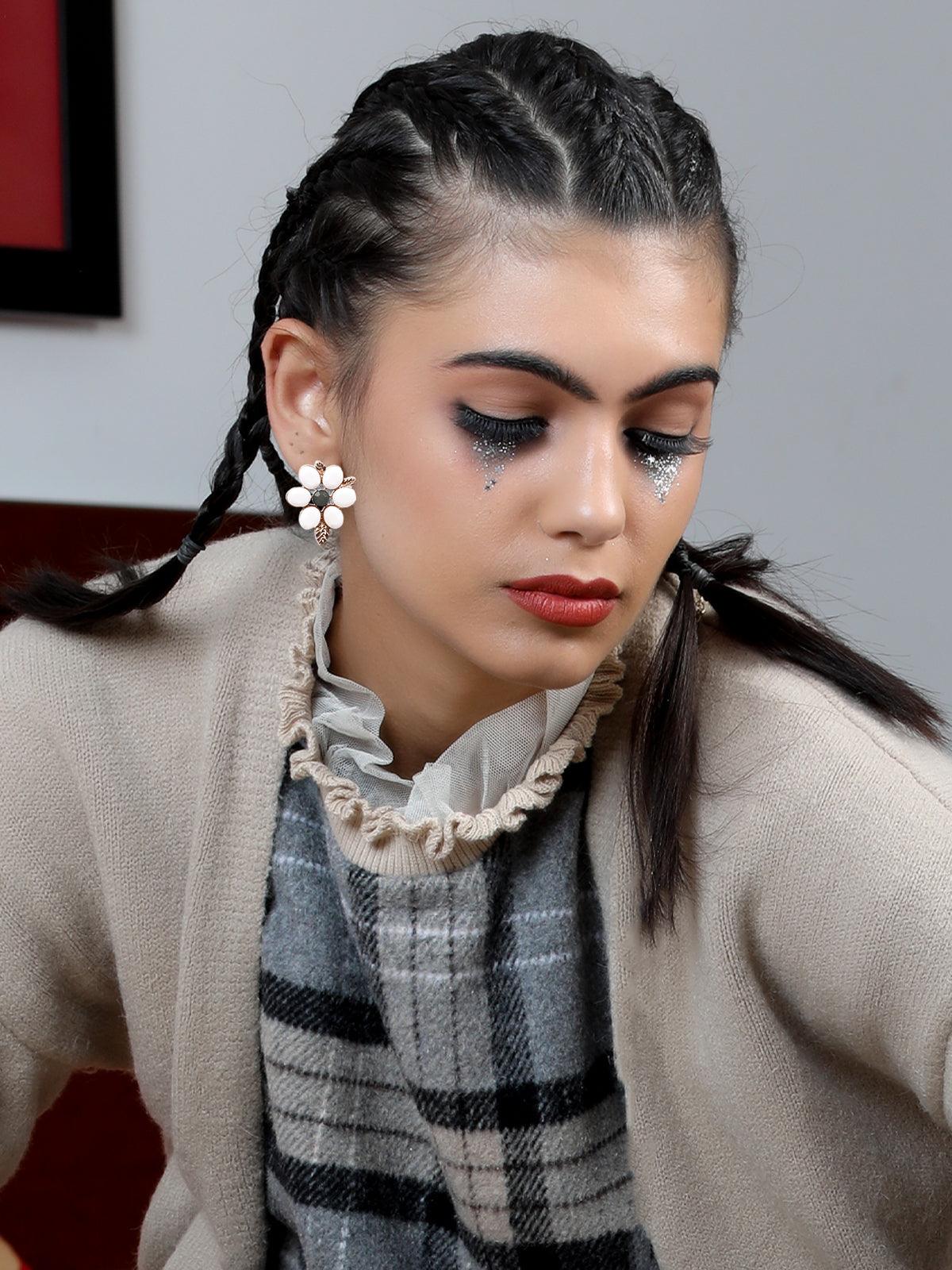 Women's Leafy Gorgeous White Statement Earring