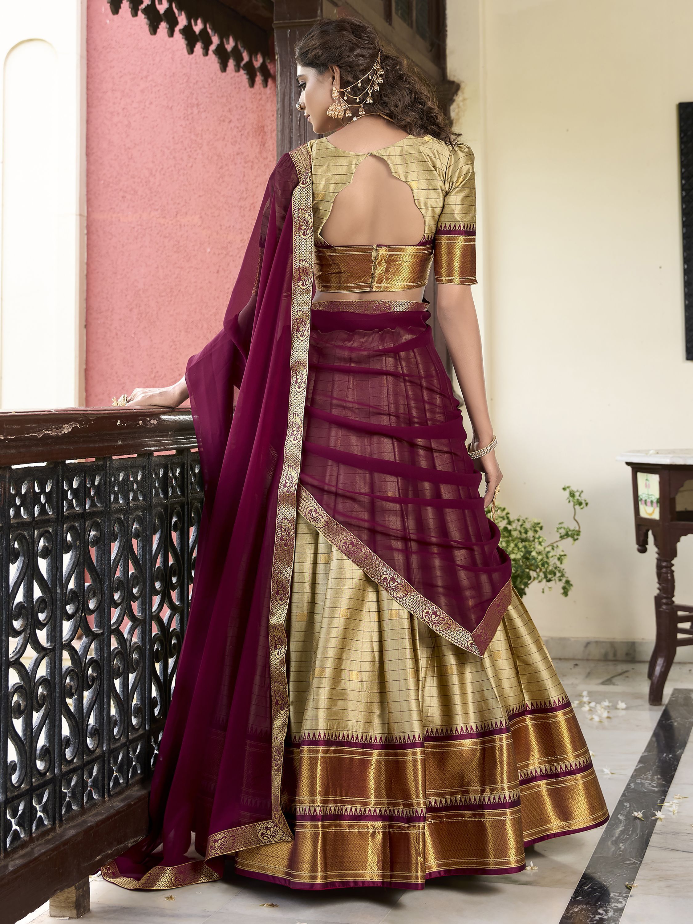 Color_Brown