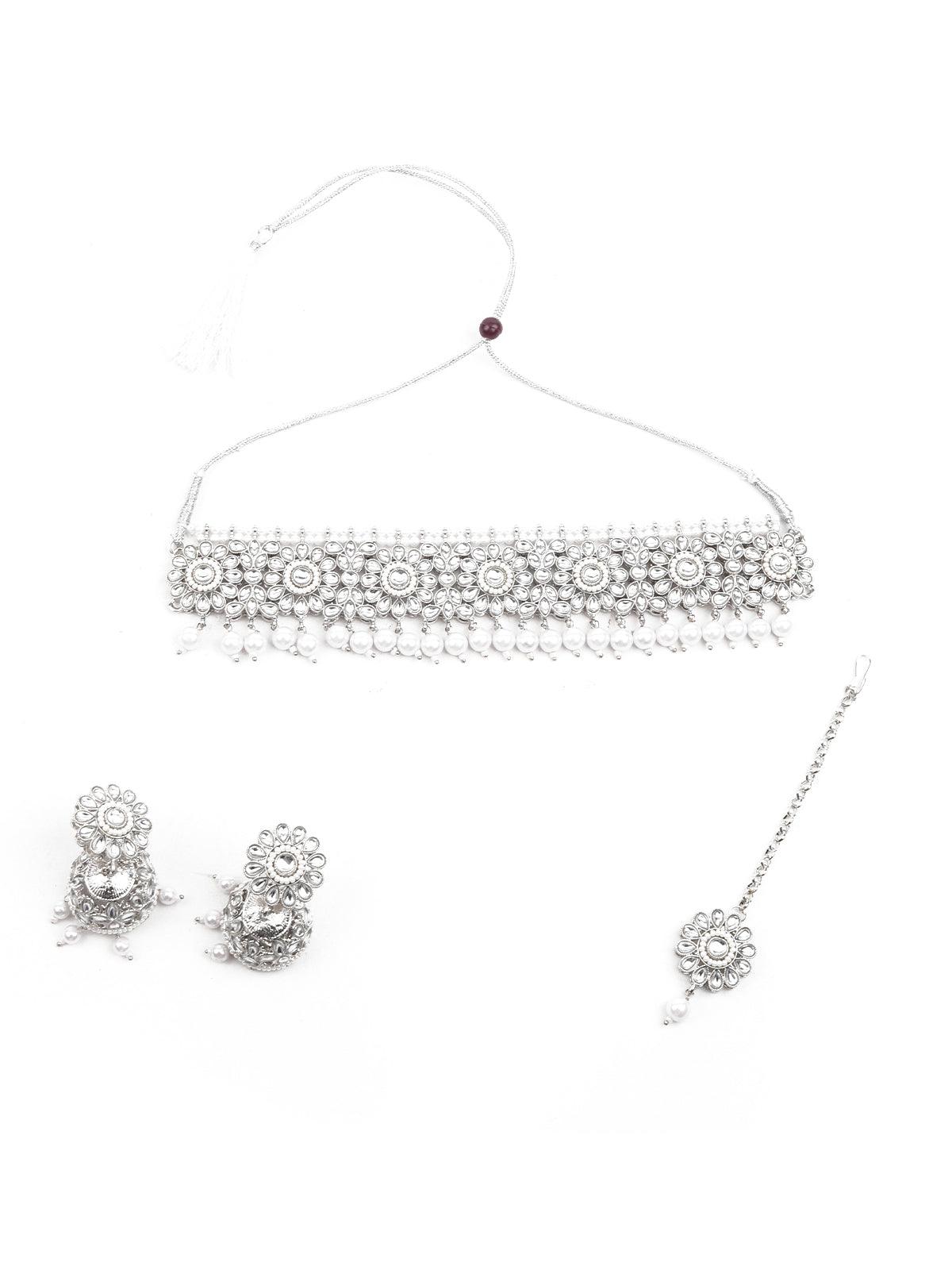 Women's Lovely White Choker Necklace With Maangtik