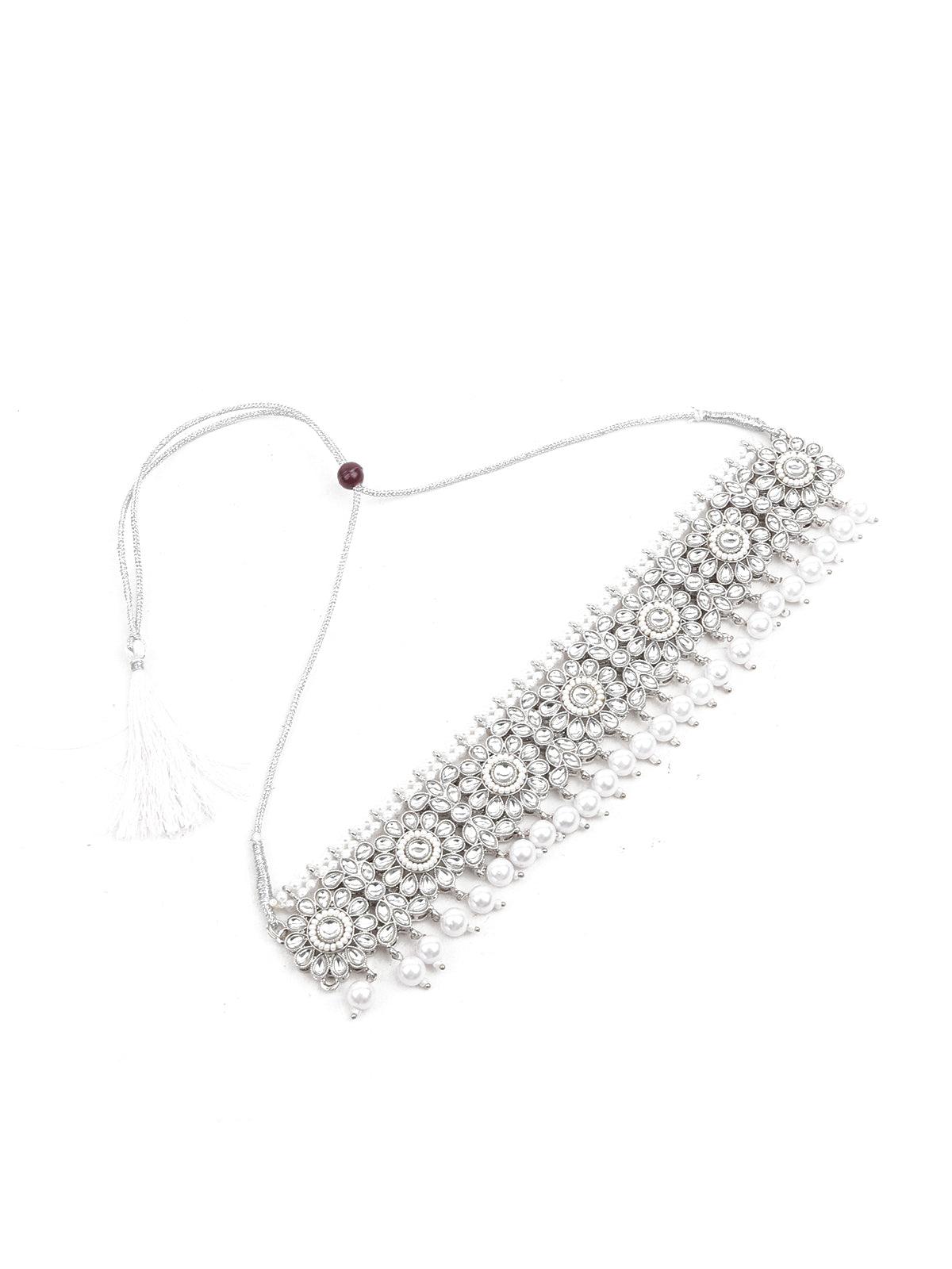 Women's Lovely White Choker Necklace With Maangtik