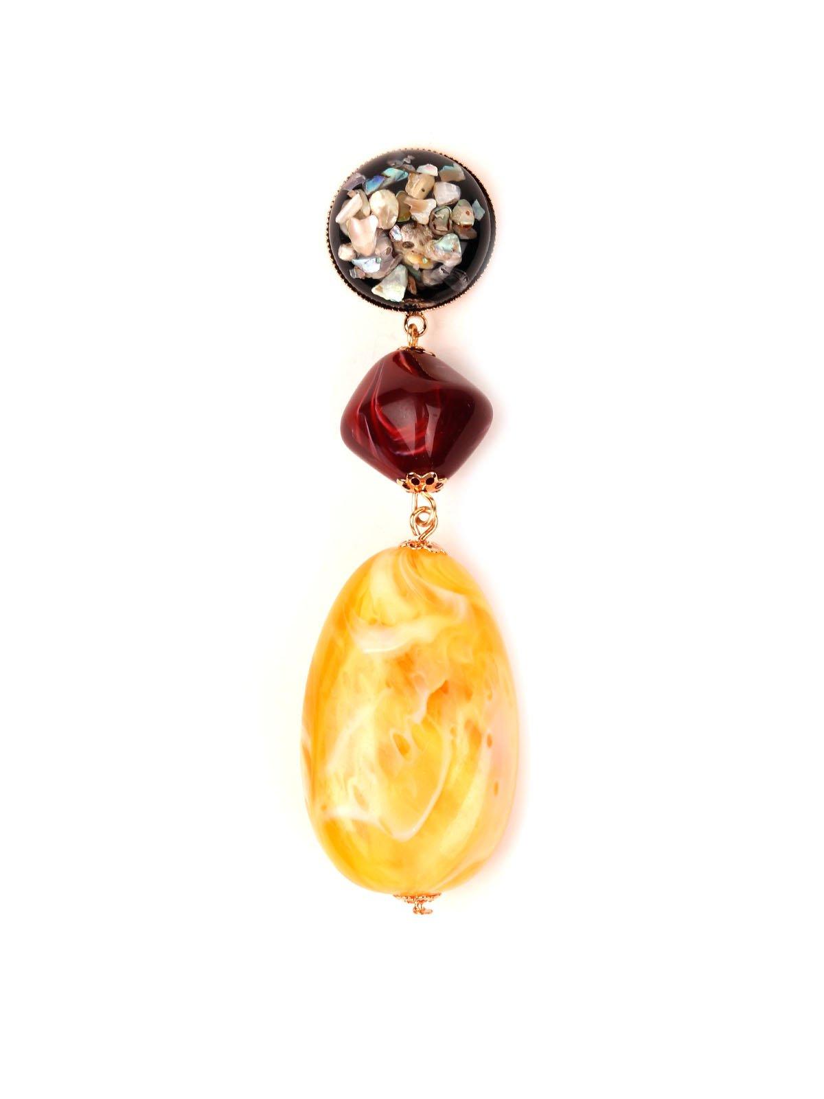 Women's Maroon And Yellow Shell-Shaped Earring