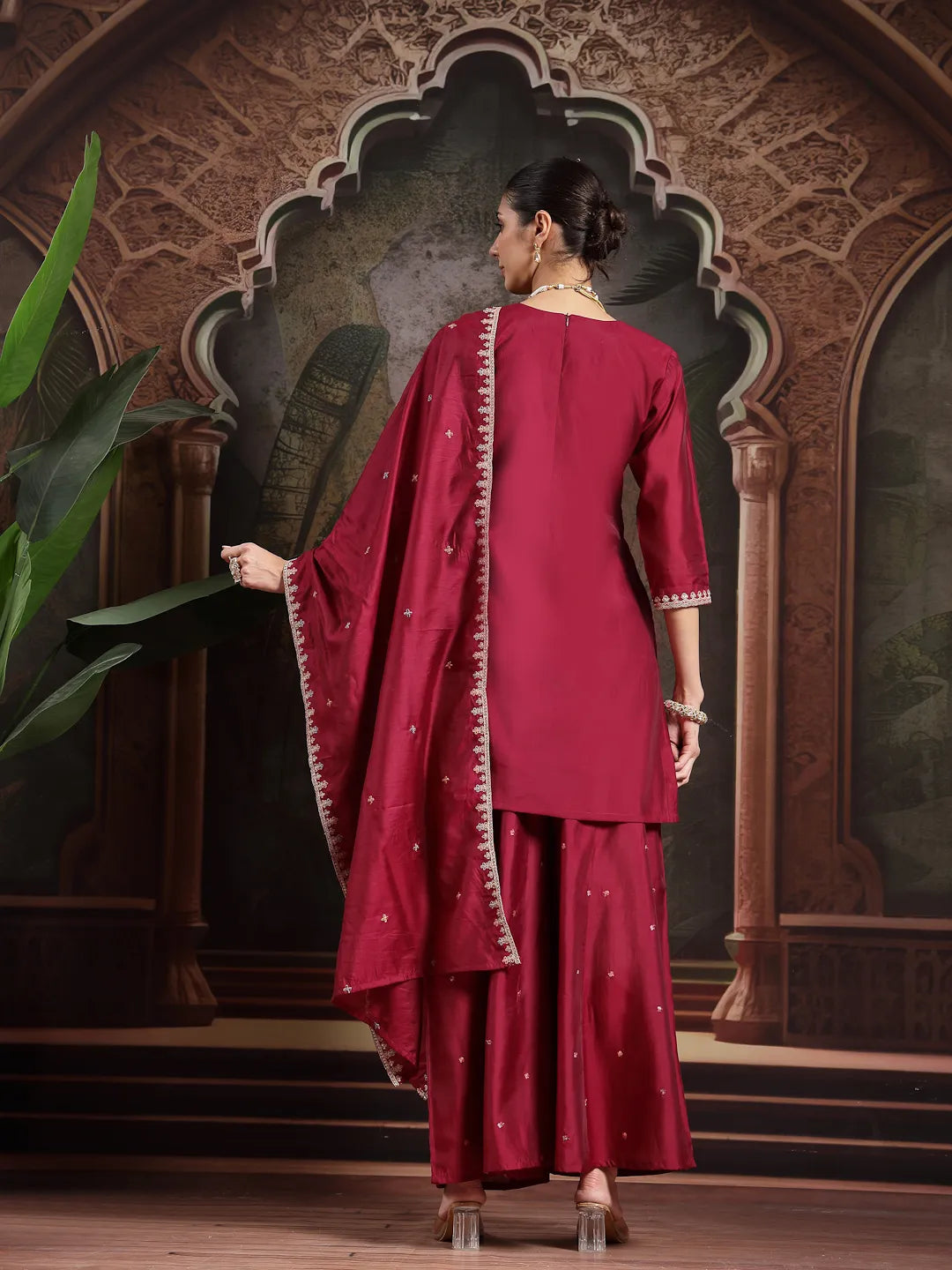 Color_Maroon