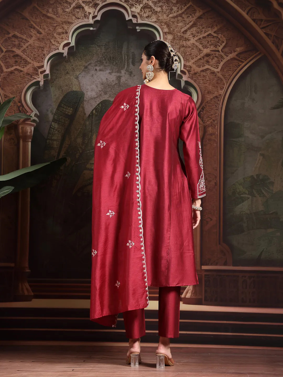 Color_Maroon