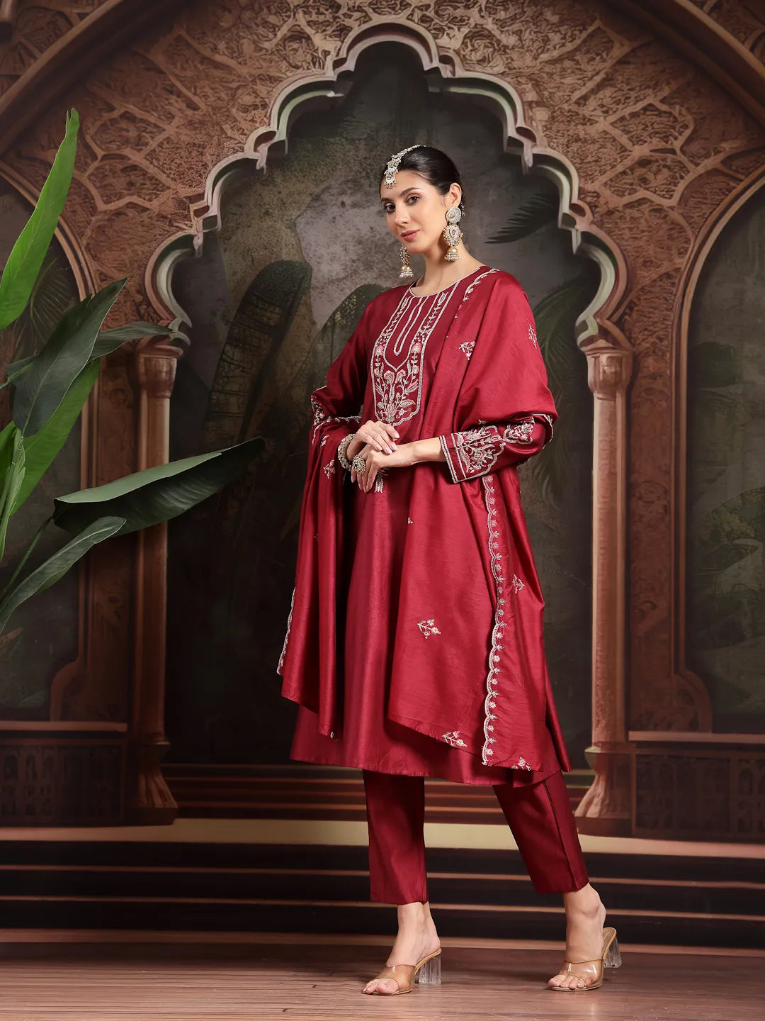 Color_Maroon