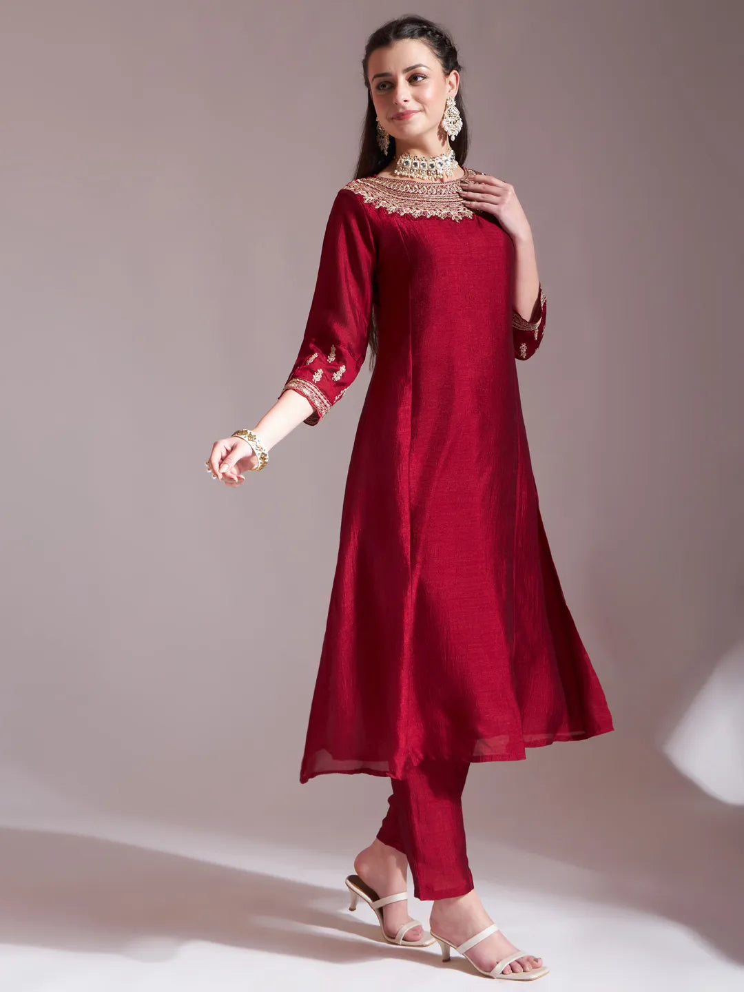 Color_Maroon