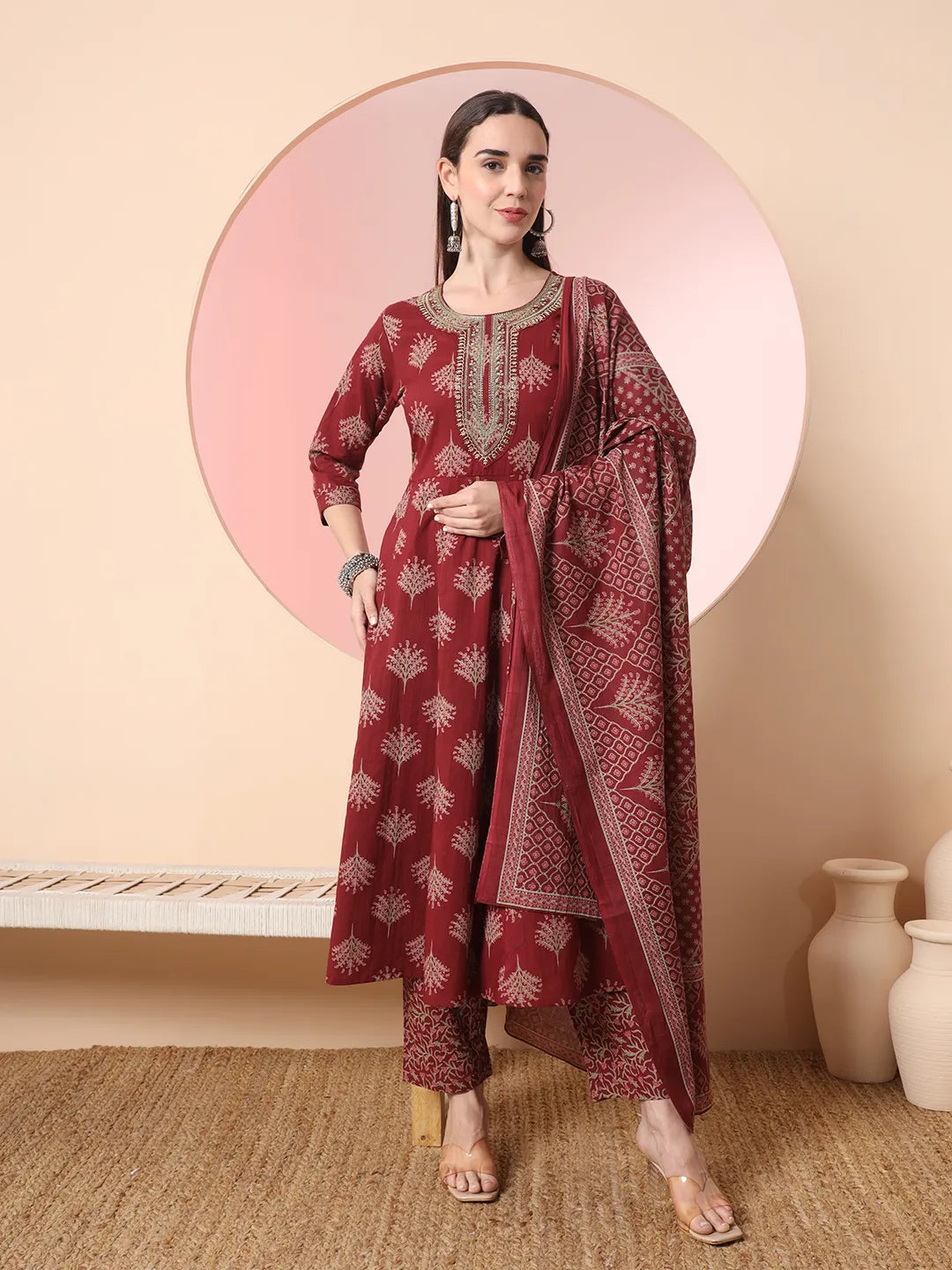 Color_Maroon