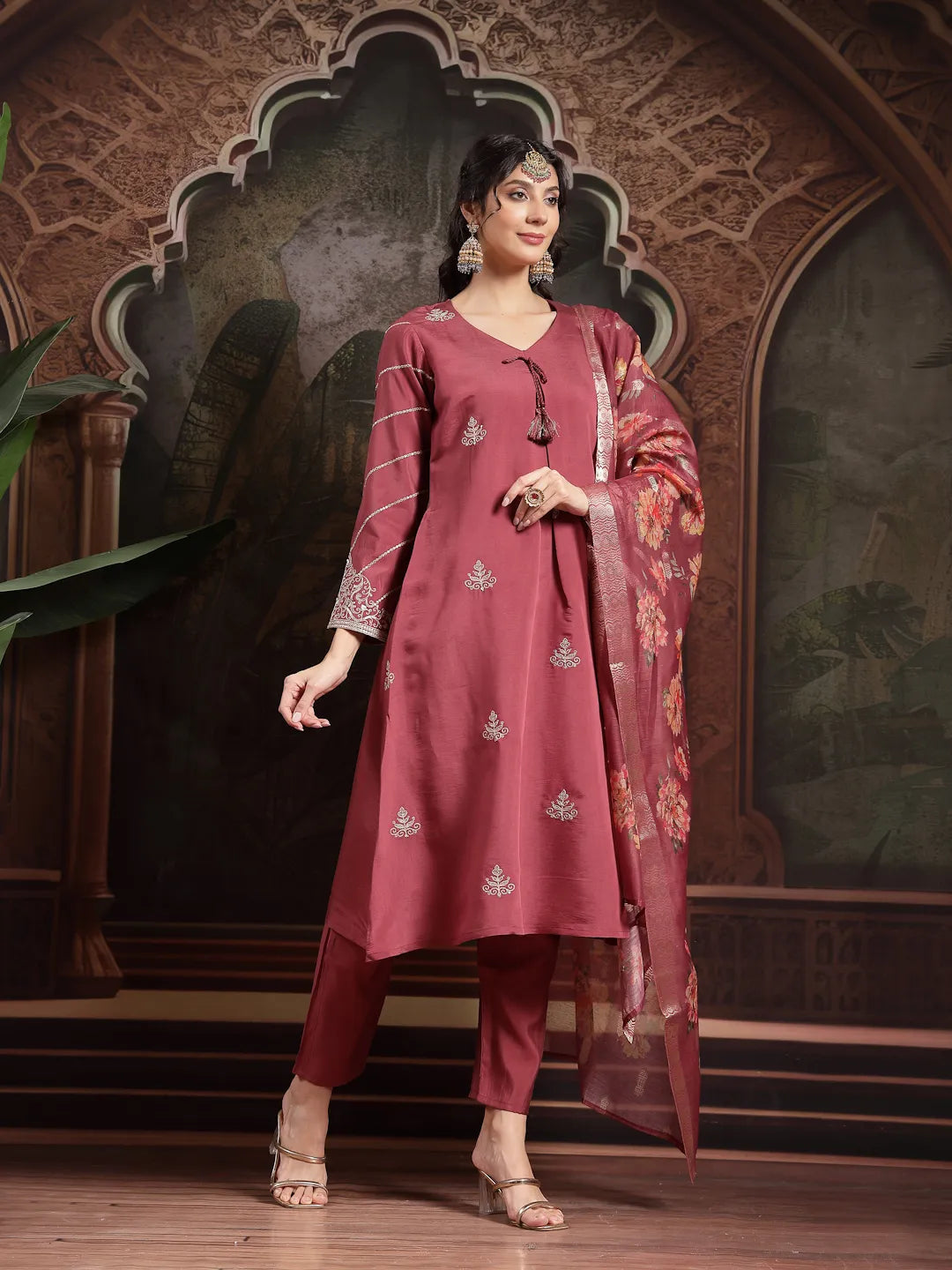 Color_Maroon