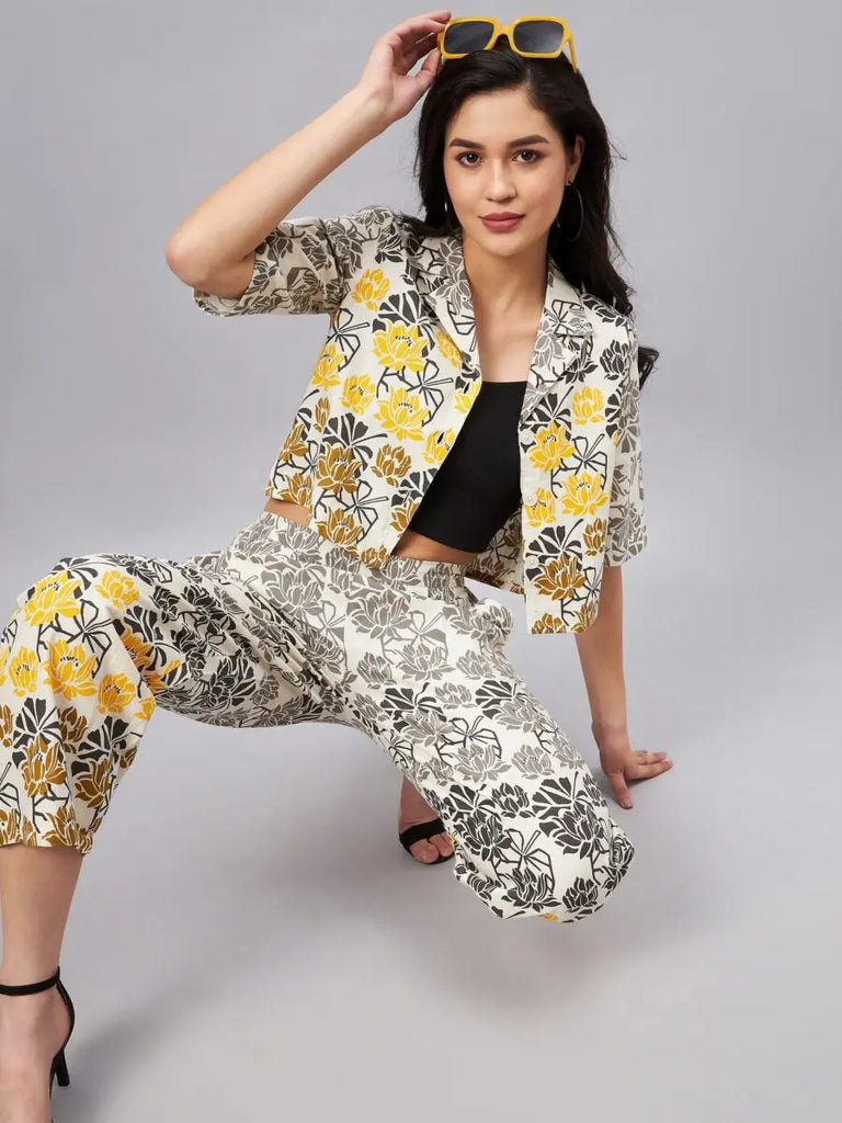 winered-women-floral-print-beige-co-ord-sets