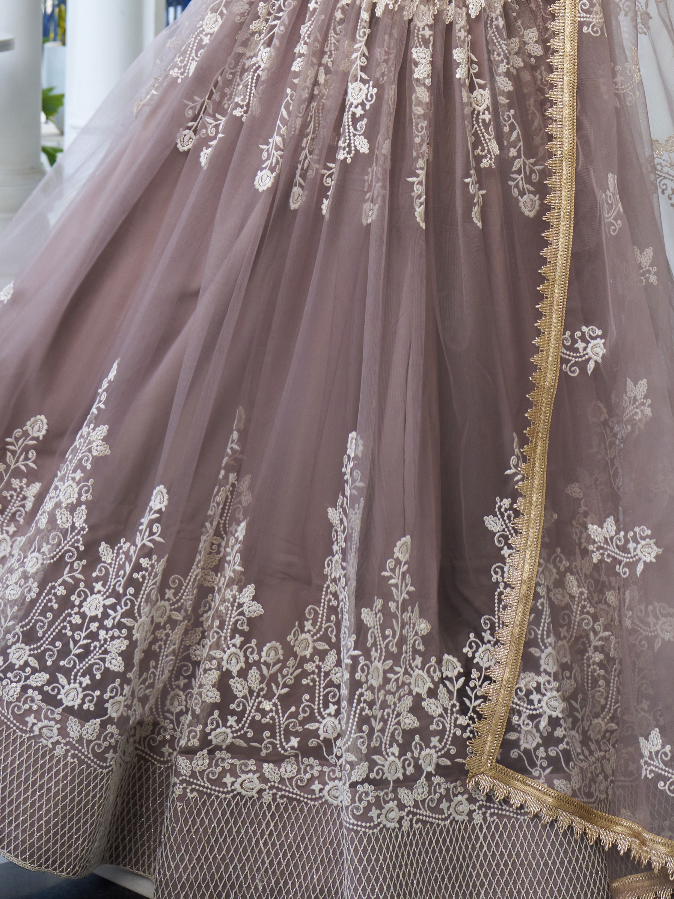 Color_Brown
