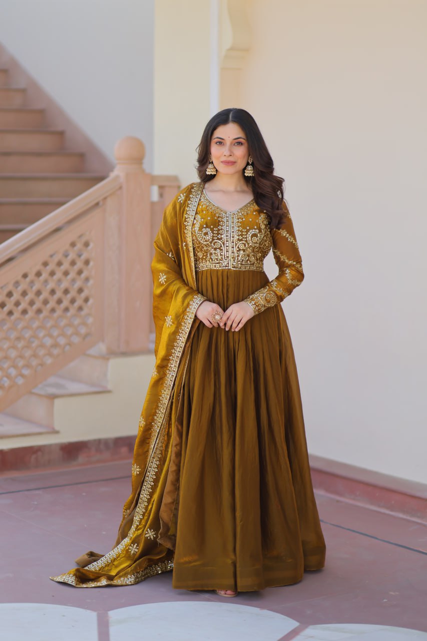 Women's Mehendi Color Fendy Anarkali With Zari & Sequins Embroidery Work Green / XXS | Trendia Global Women's Mehendi Color Fendy Anarkali With Zari & Sequins Embroidery Work Green / XXS | Trendia Global