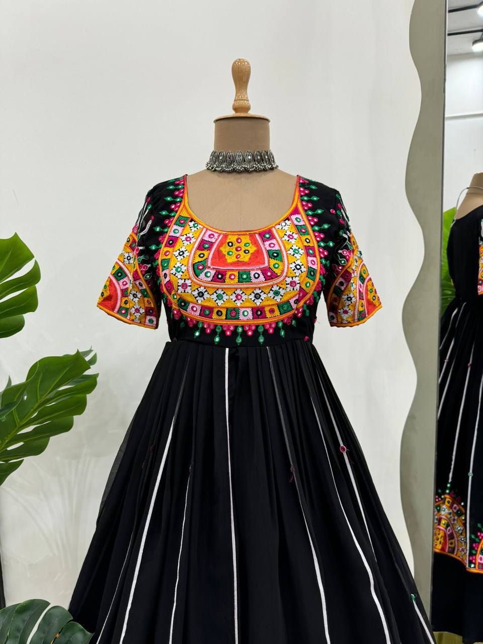 Color_Black
