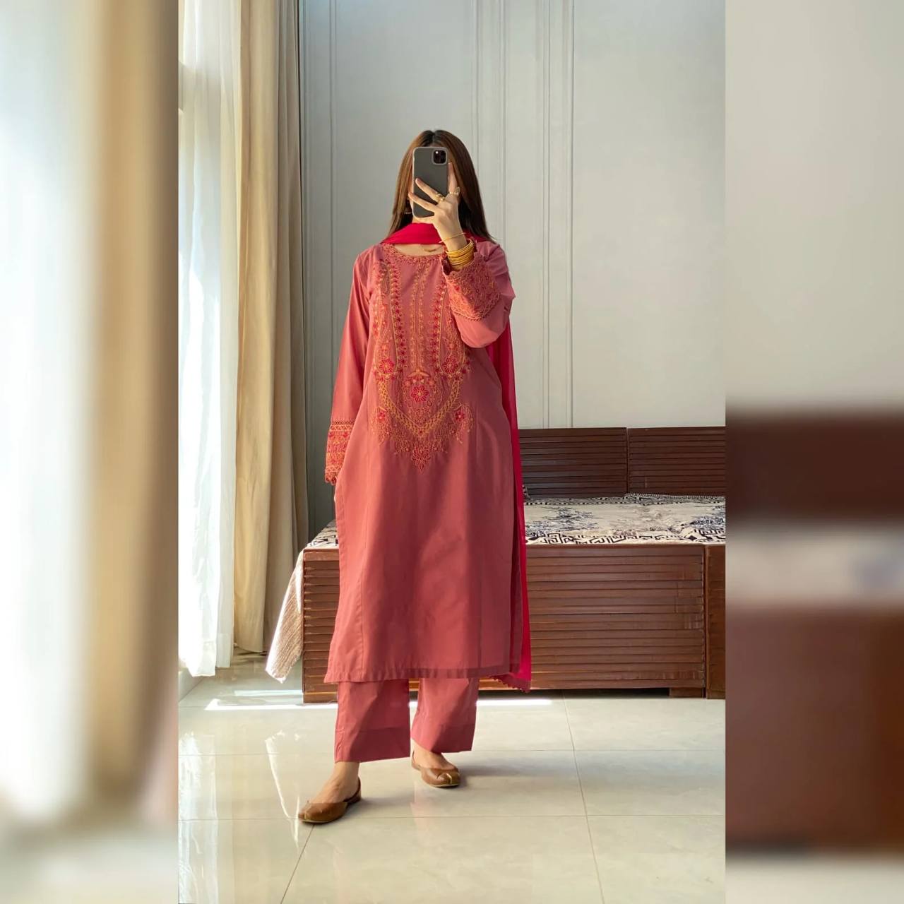 Color_Red