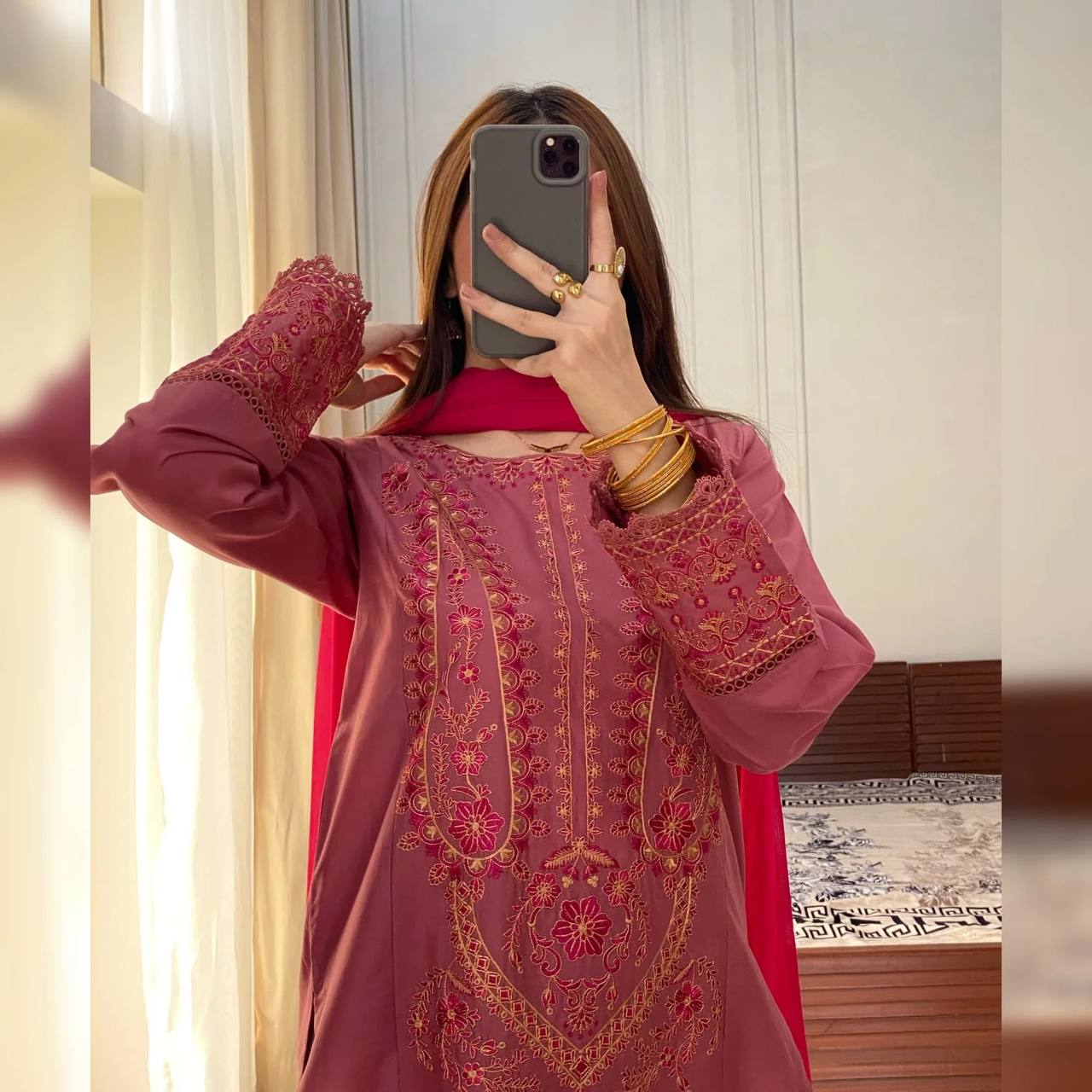 Color_Red