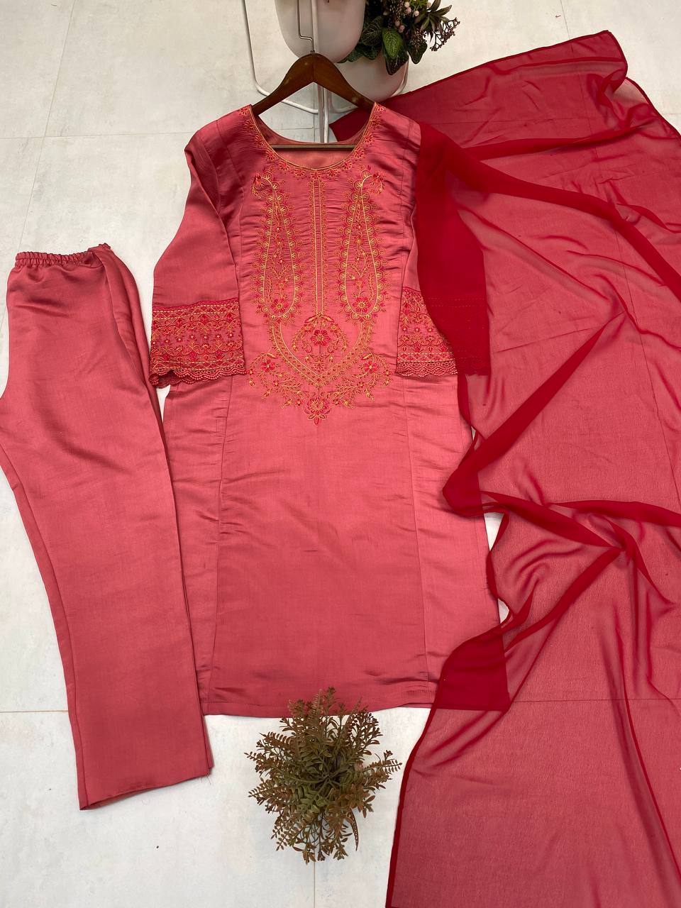 Color_Red