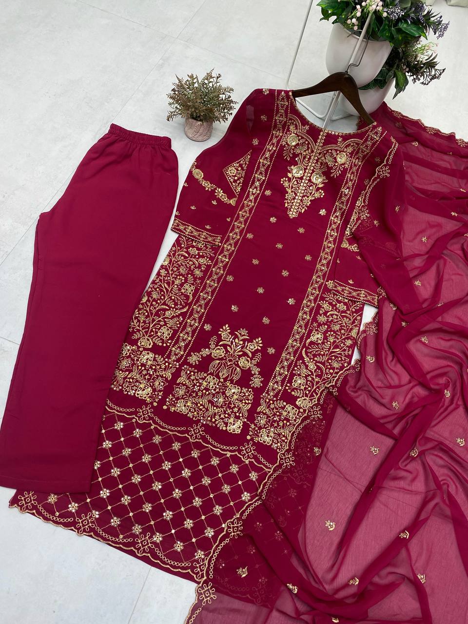 Color_Maroon