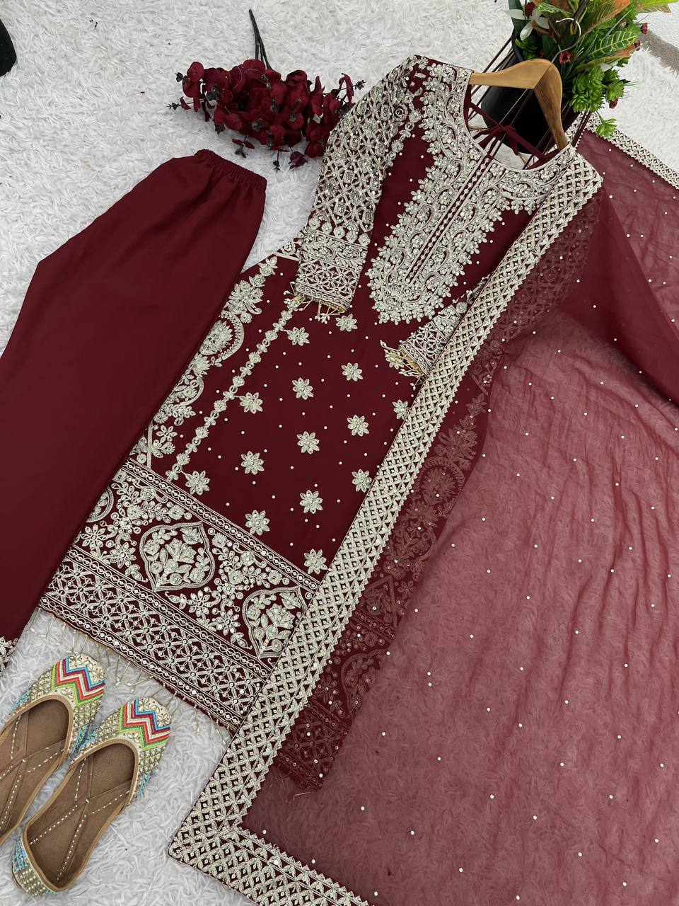 Color_Maroon