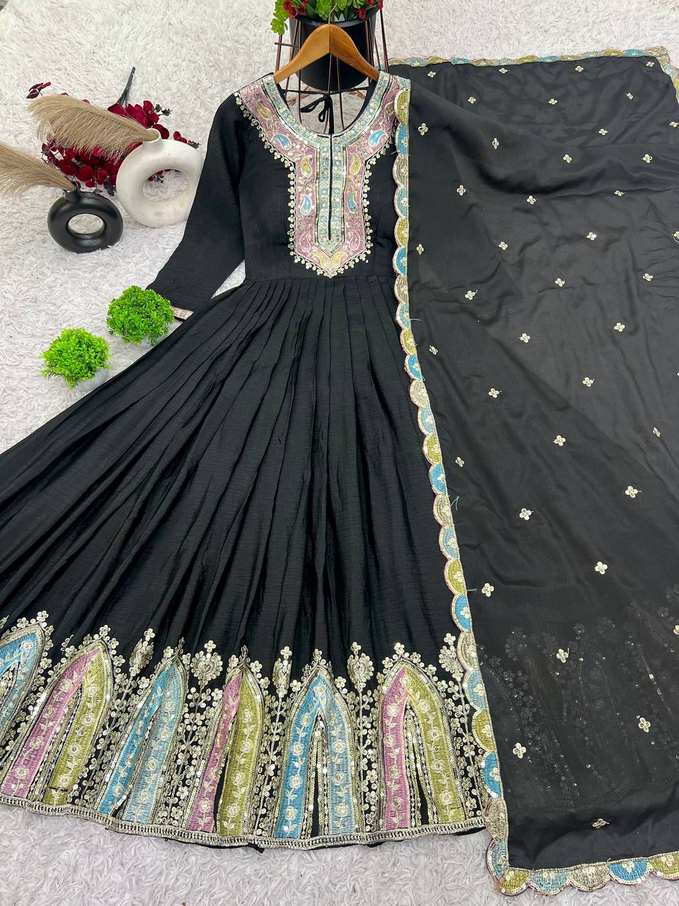 Color_Black